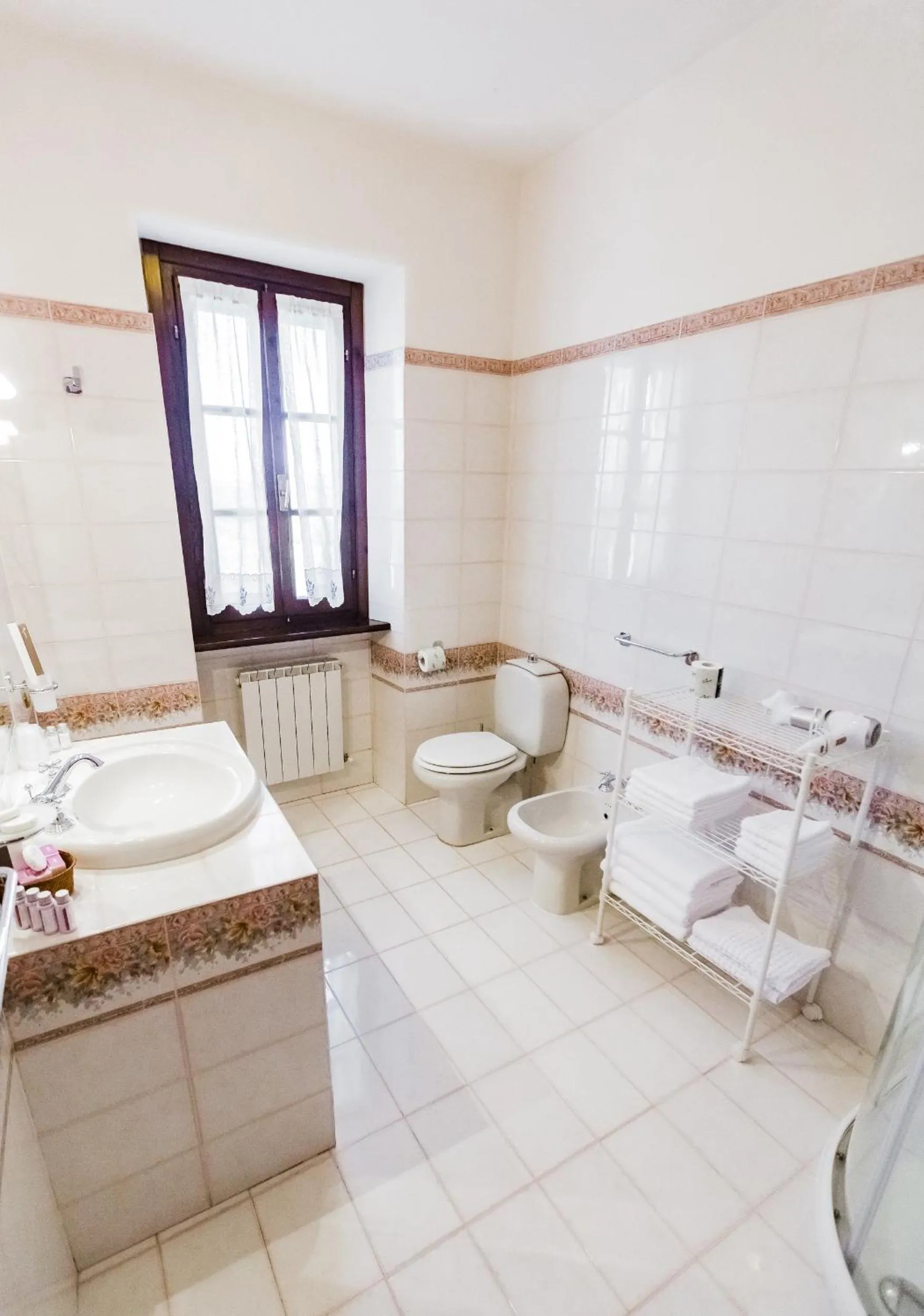 Shower in Agriturismo Le Anfore