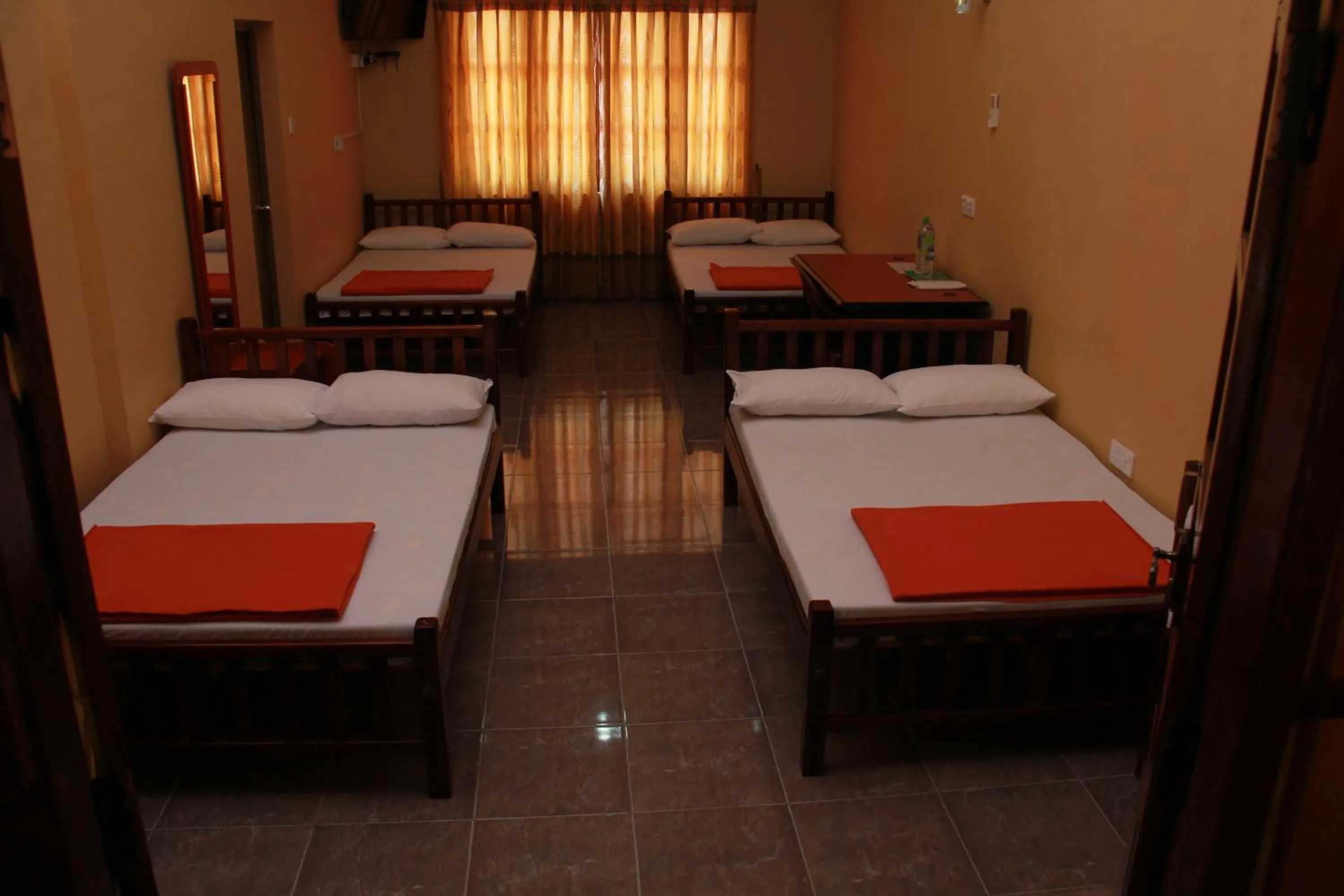 Bedroom, Bed in Anura Guest Inn