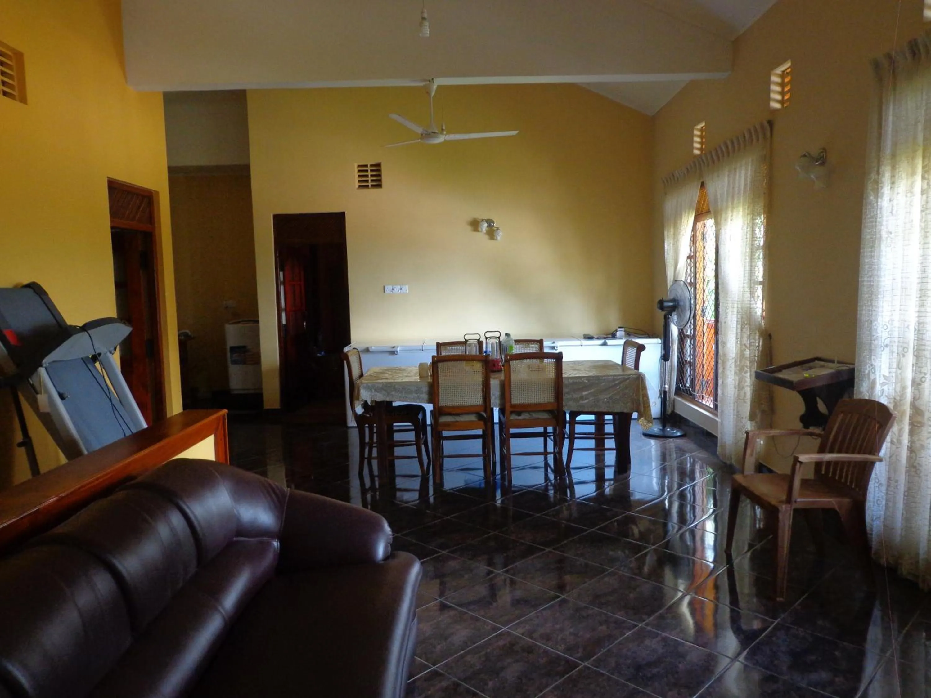 Day in Anura Guest Inn