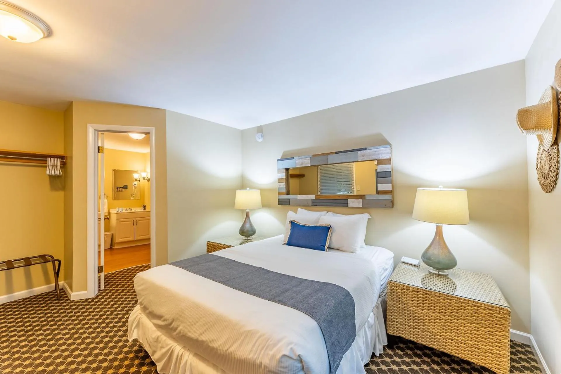 Bed in Michillinda Lodge Resort