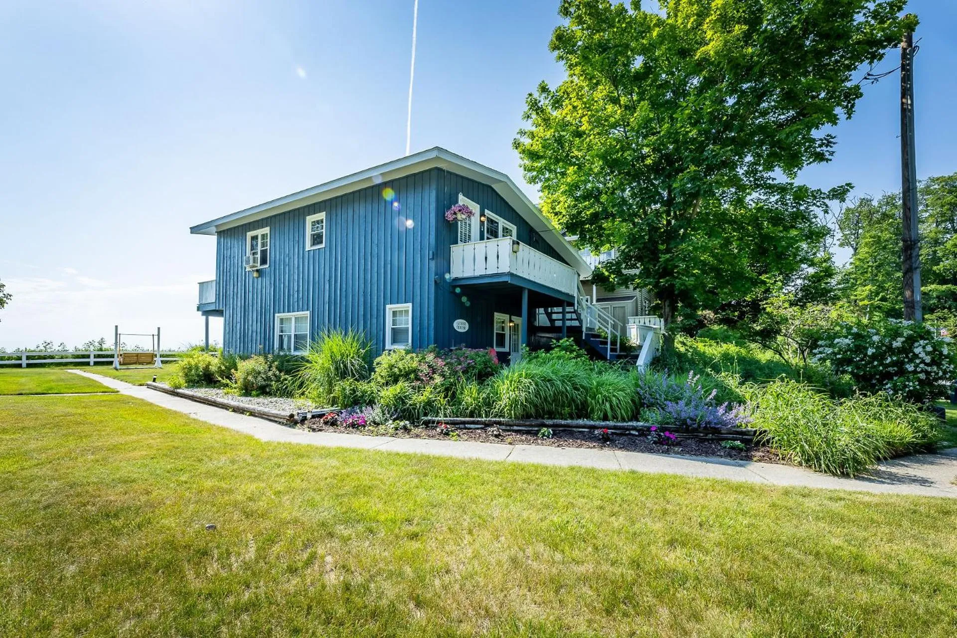 Property building in Michillinda Lodge Resort