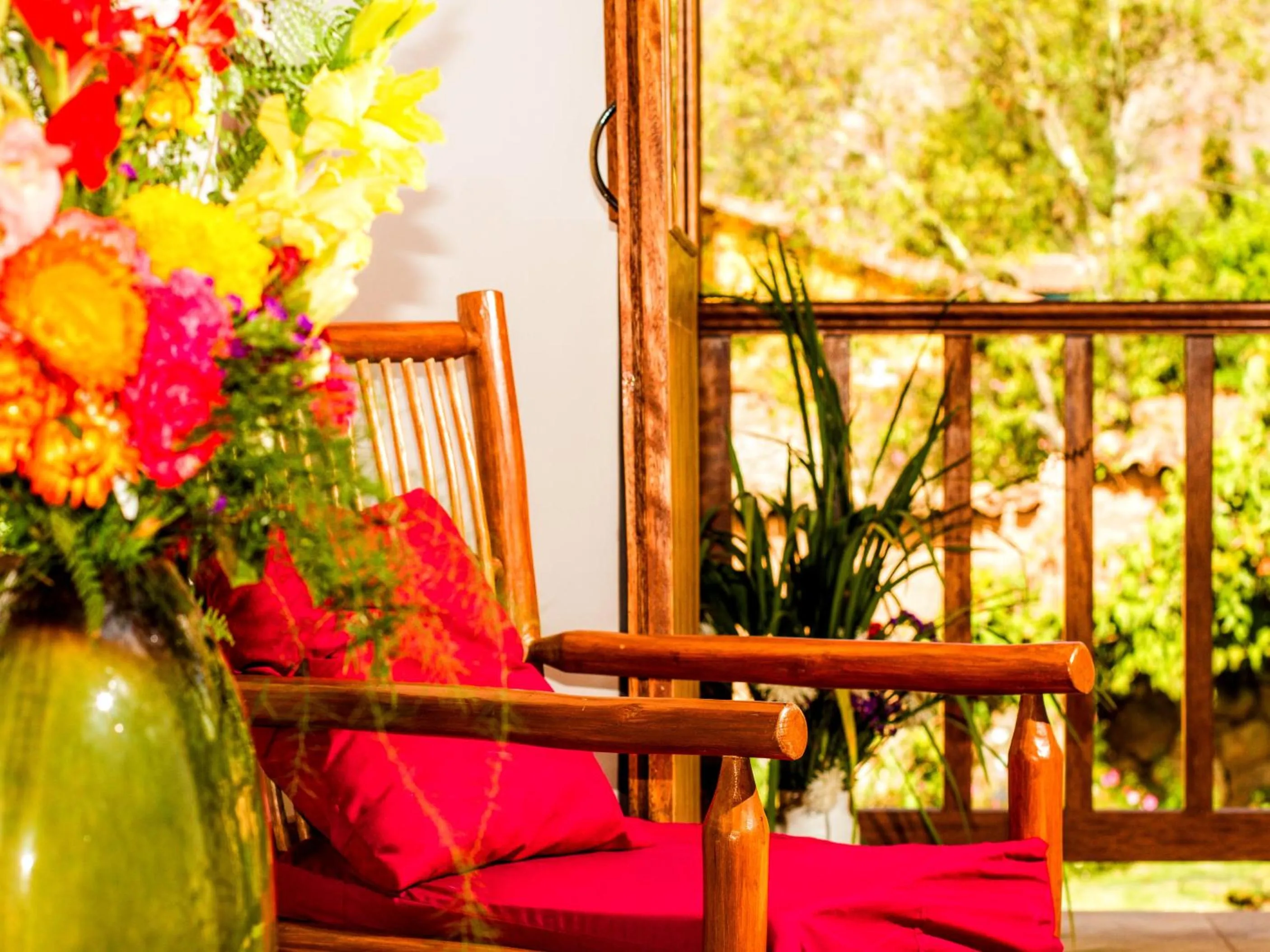 Garden view in Lizzy Wasi Urubamba