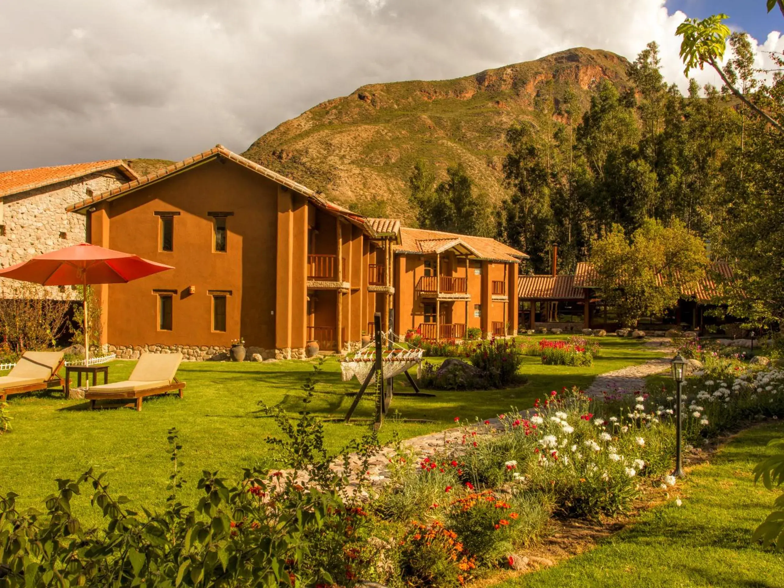 Family Room with Balcony in Lizzy Wasi Urubamba Family Room with Balcony in Lizzy Wasi Urubamba