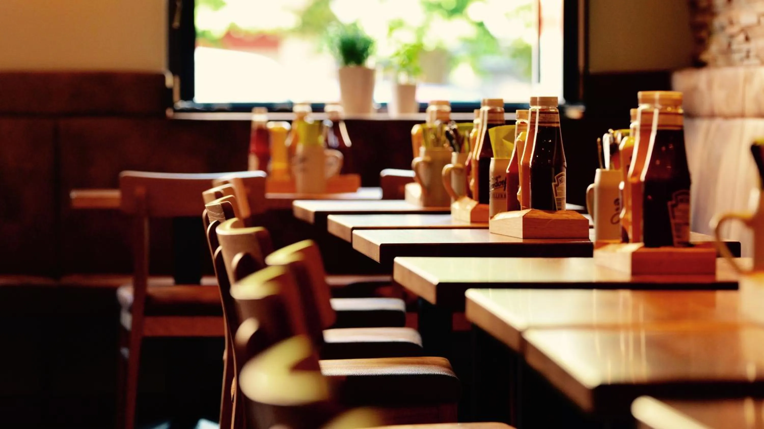 Restaurant/places to eat in Hotel FIVE