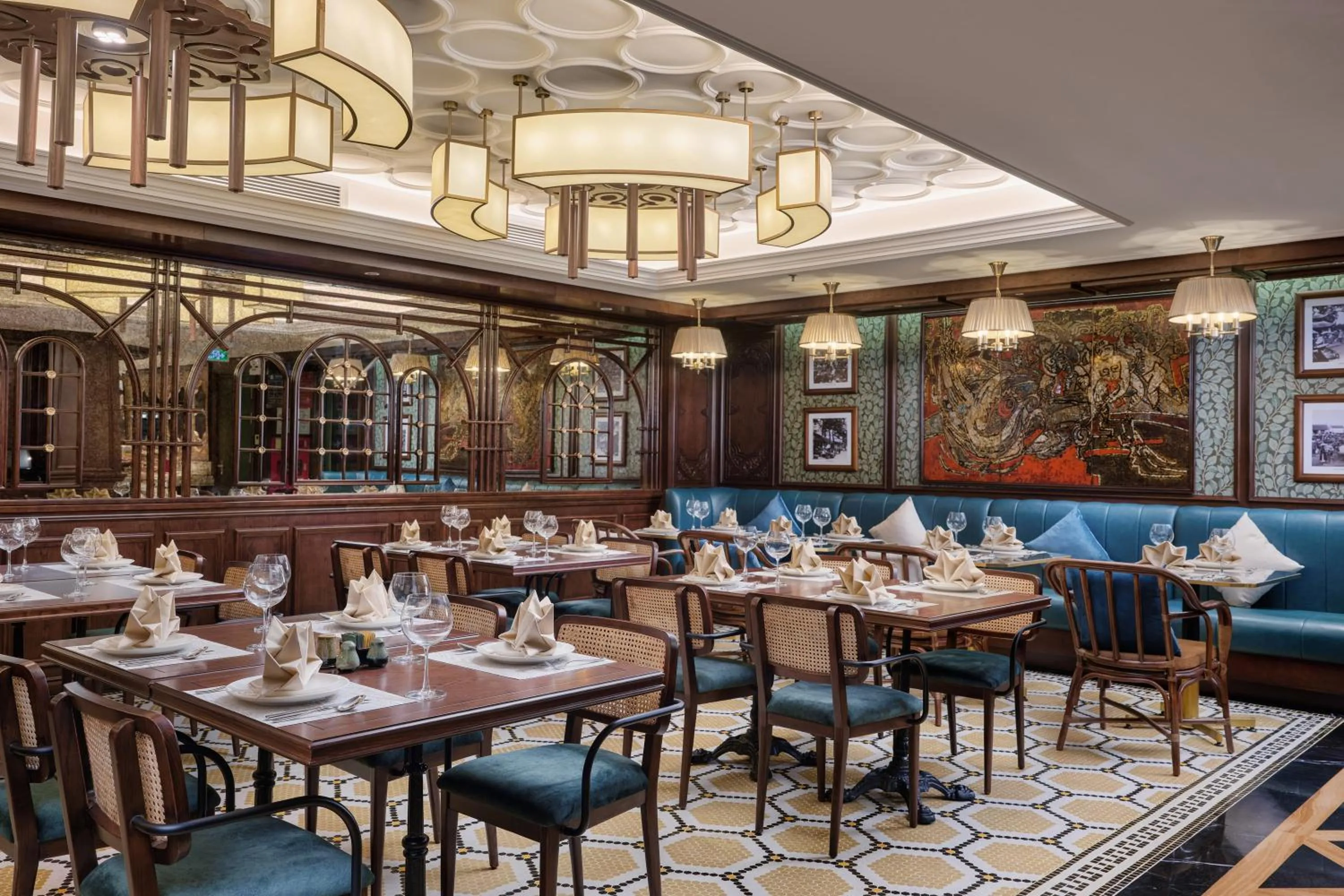 Restaurant/places to eat in Tonkin Luxury Boutique Hotel & Spa