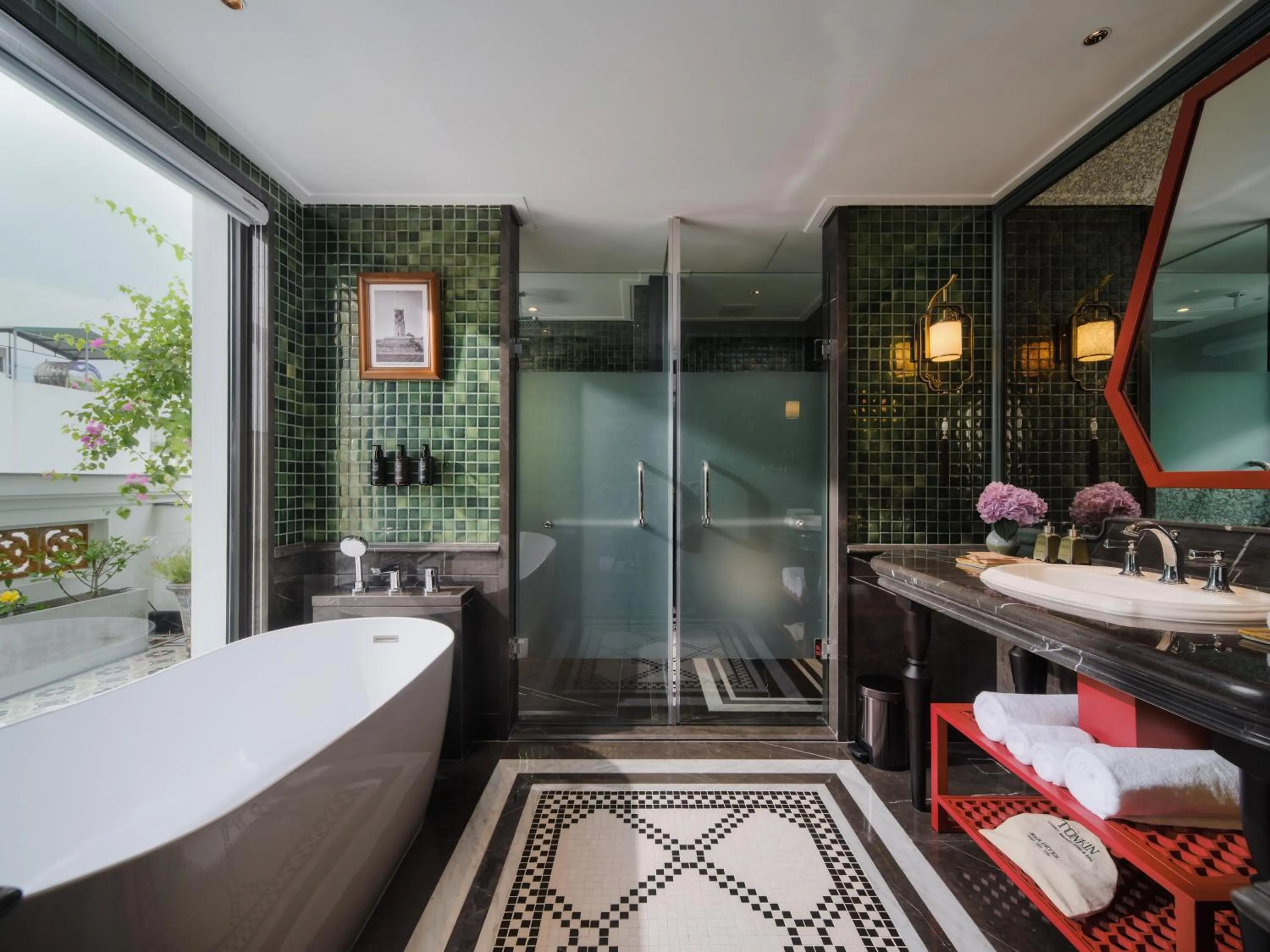 Shower in Tonkin Luxury Boutique Hotel & Spa