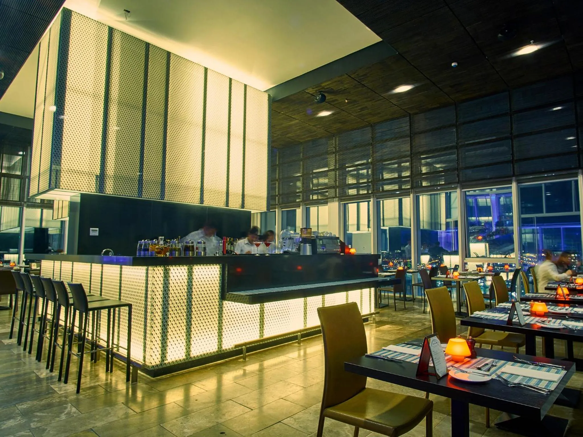 Restaurant/places to eat in Hotel Terrado Cavancha