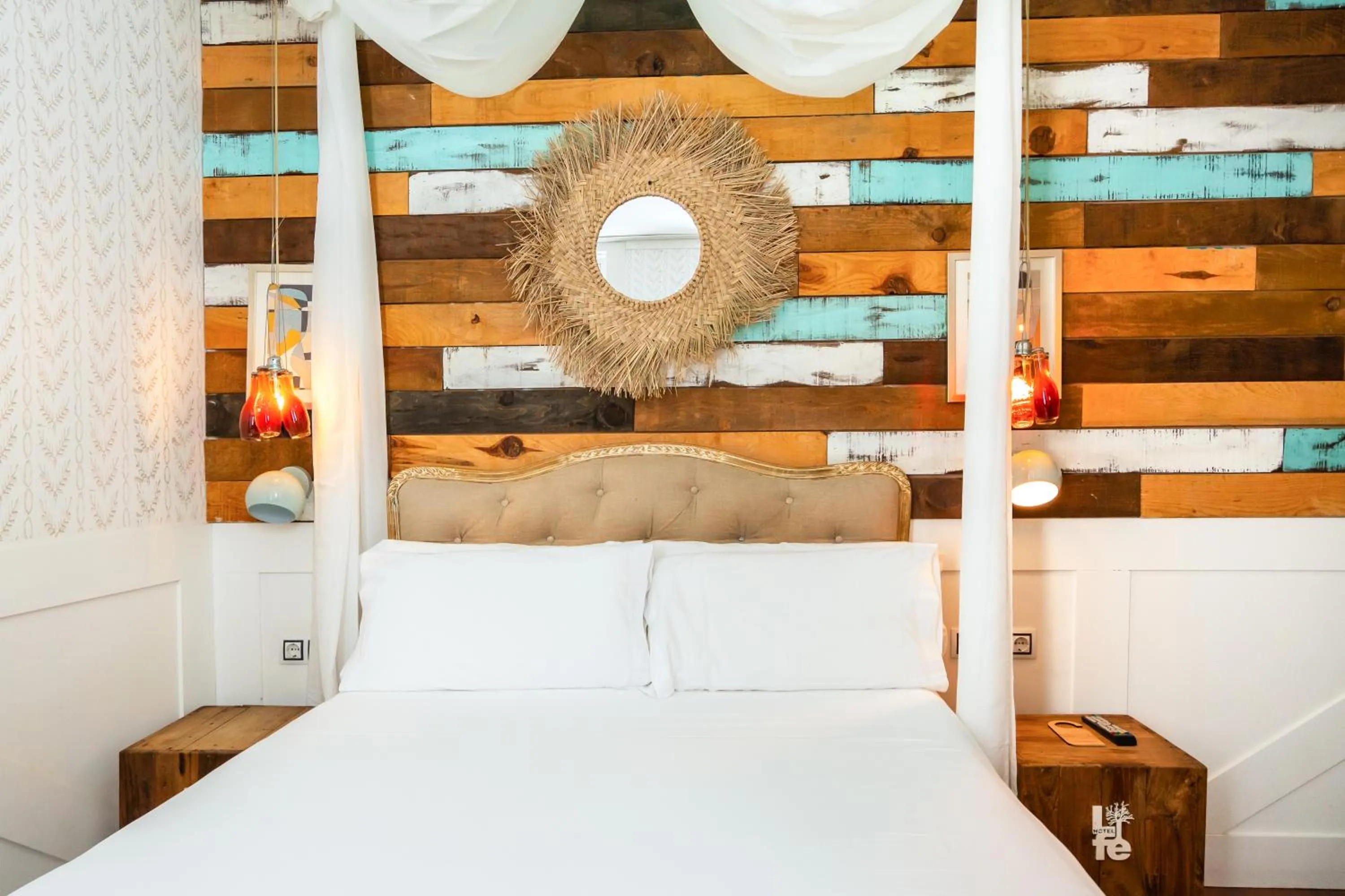 Bed in Abalú Collection Life Gran Via