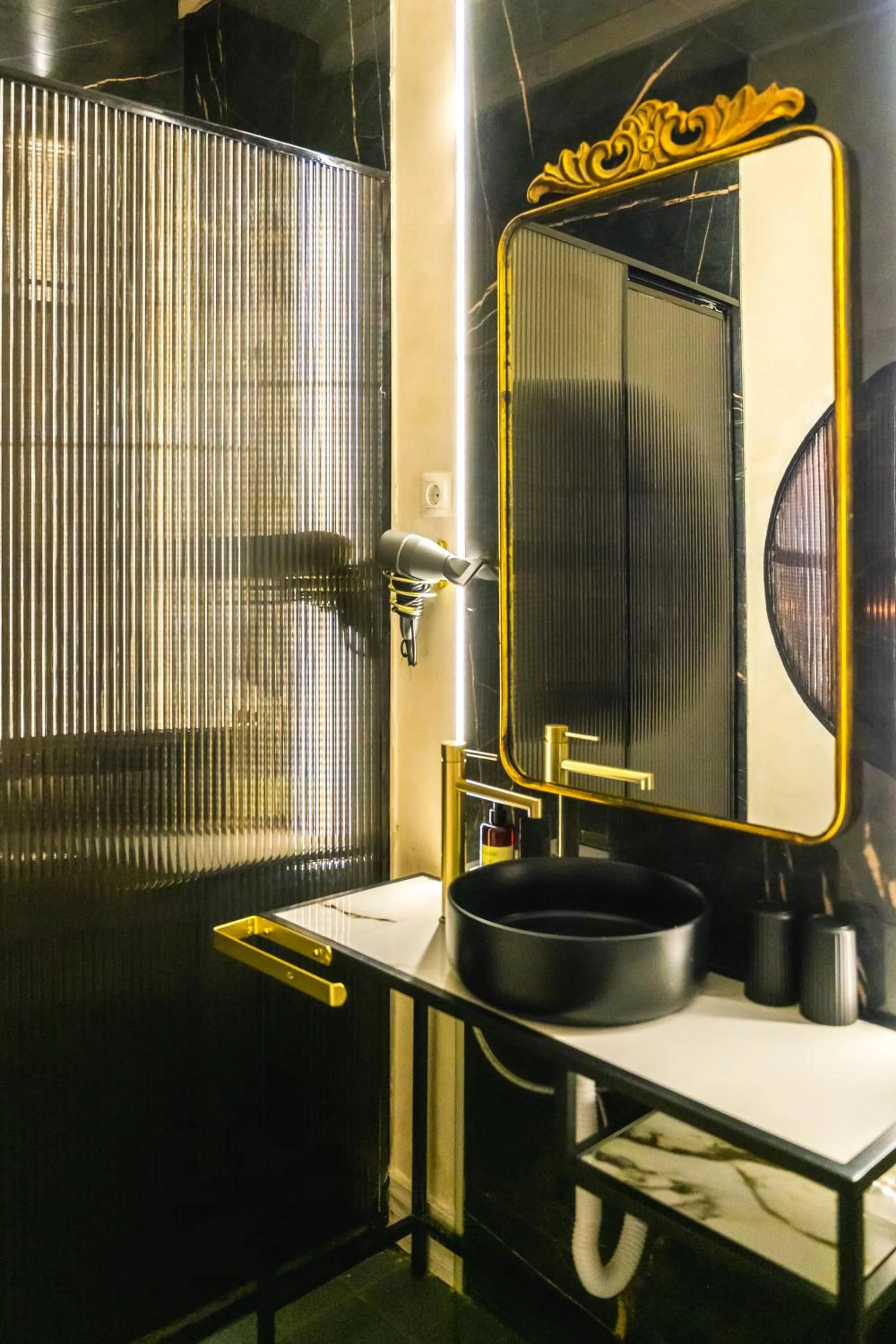 Bathroom in Abalú Collection Life Gran Via