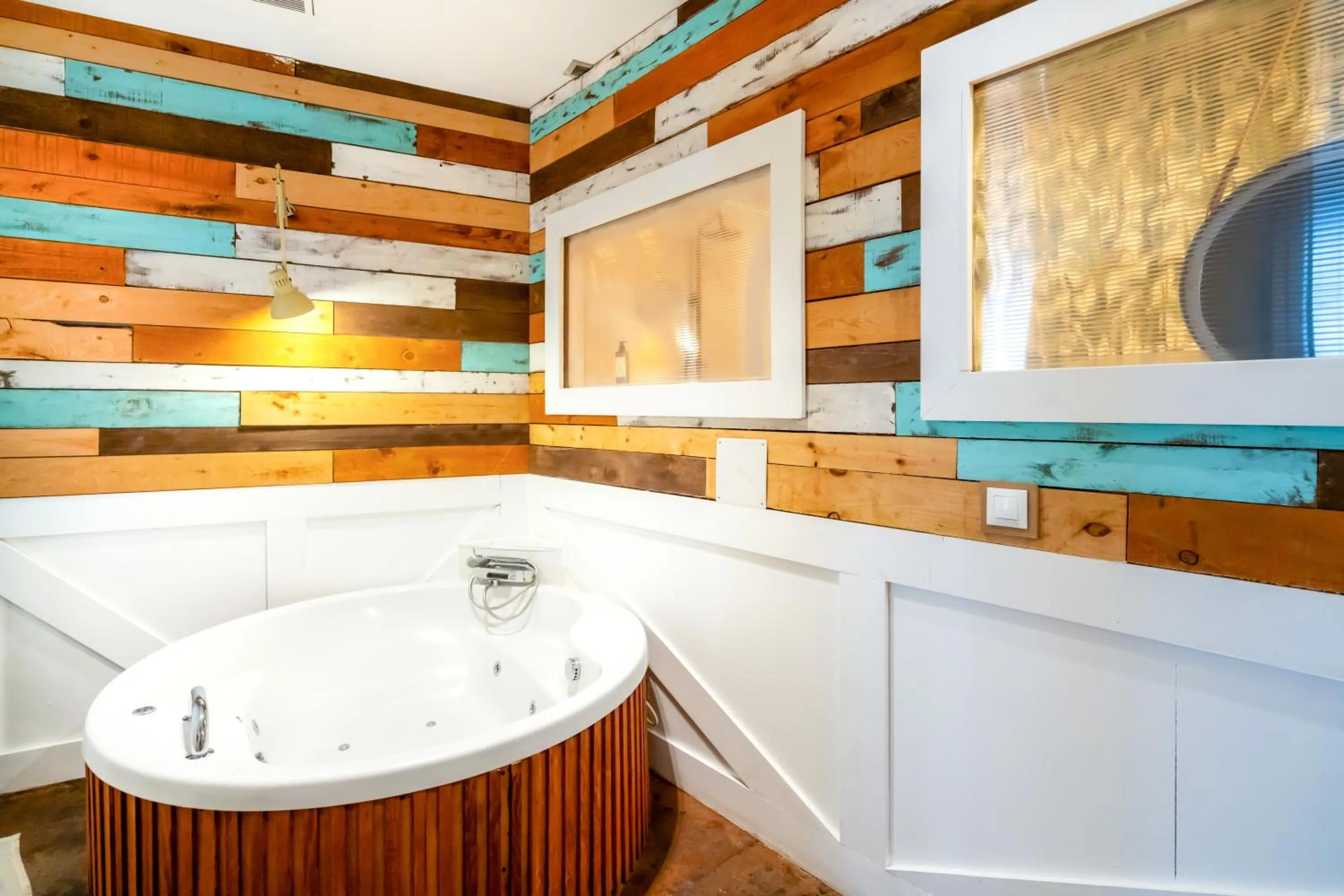 Hot Tub in Abalú Collection Life Gran Via