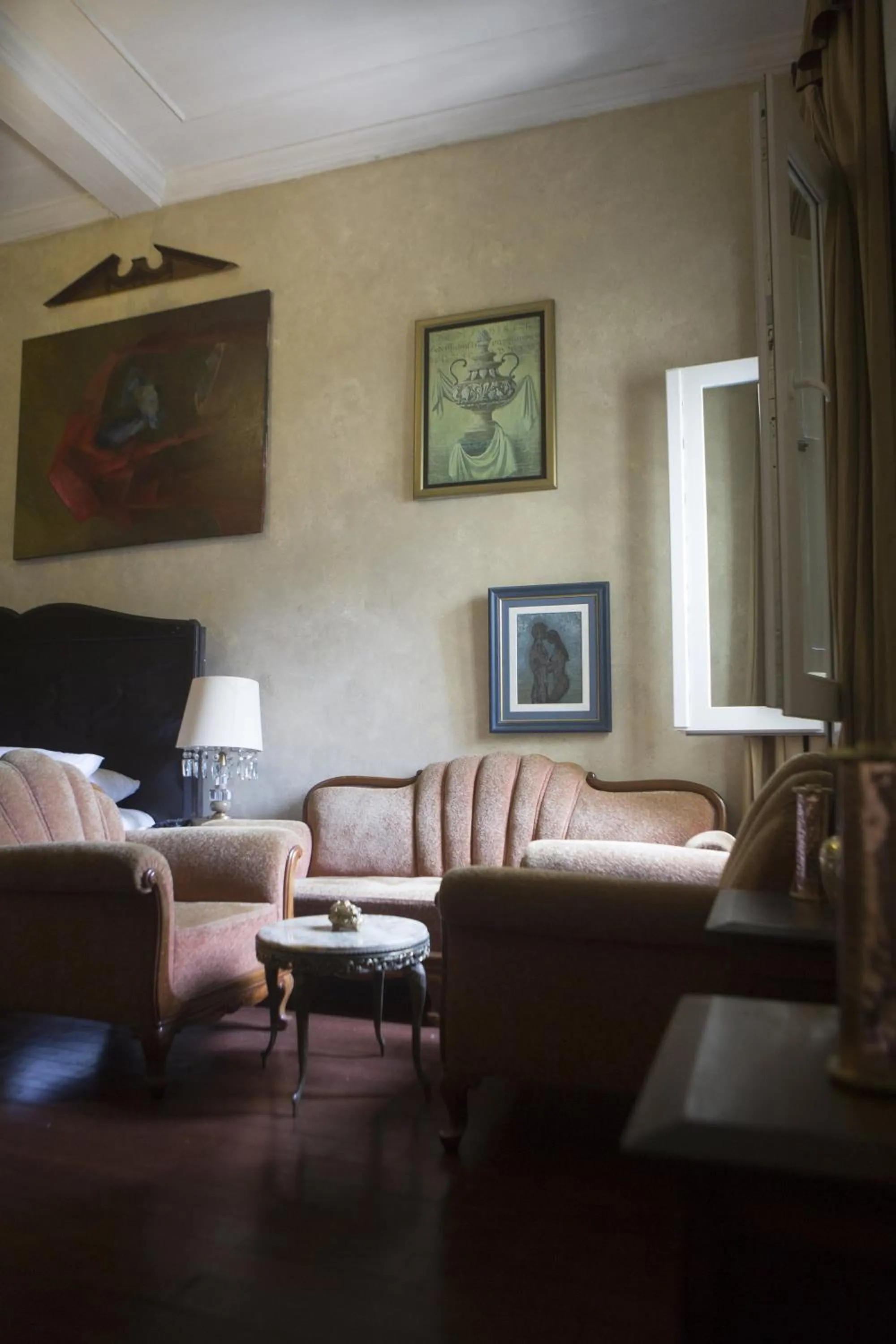 Seating area in Casa Falleri Boutique Hotel