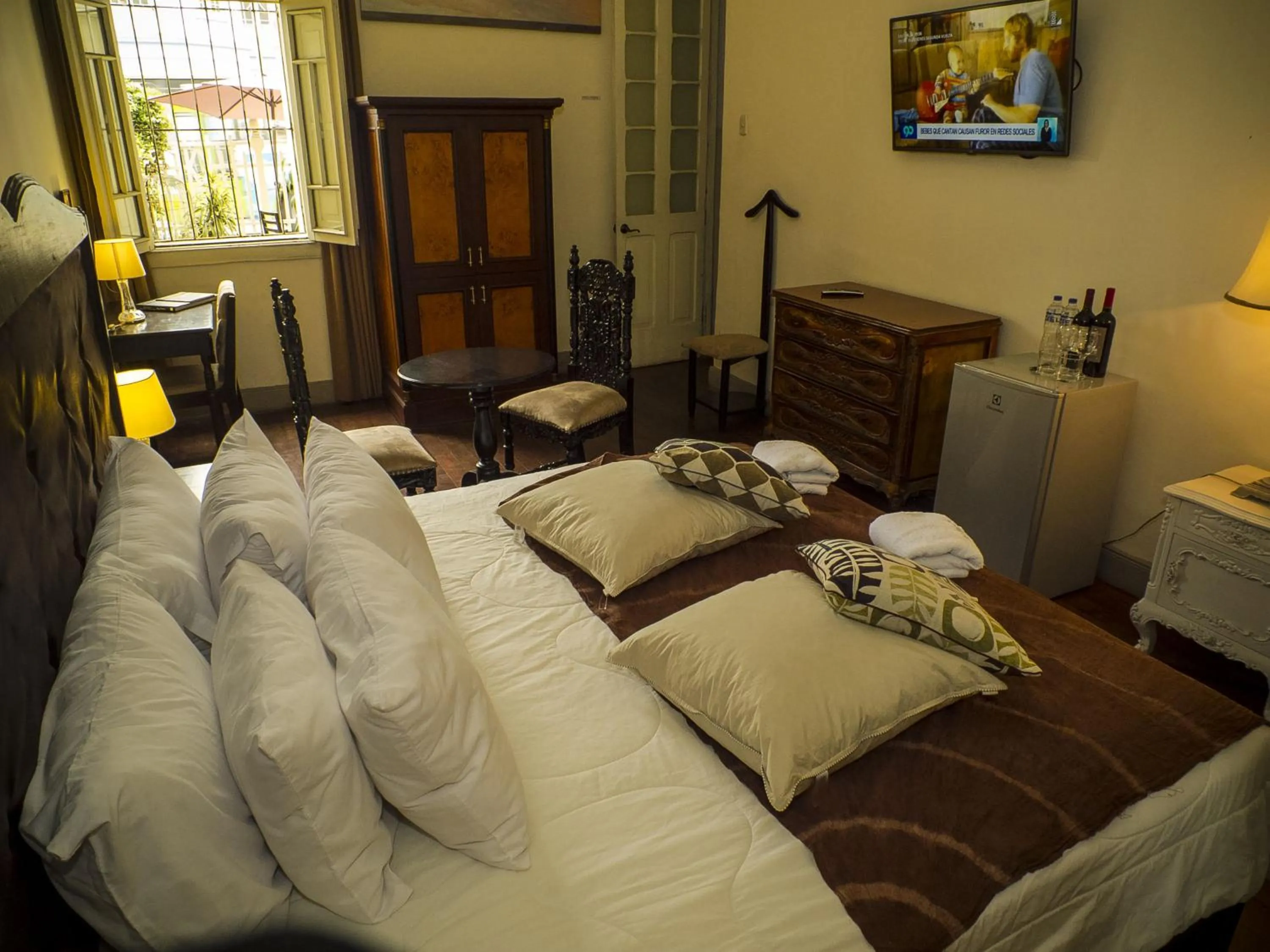 Photo of the whole room, Bed in Casa Falleri Boutique Hotel