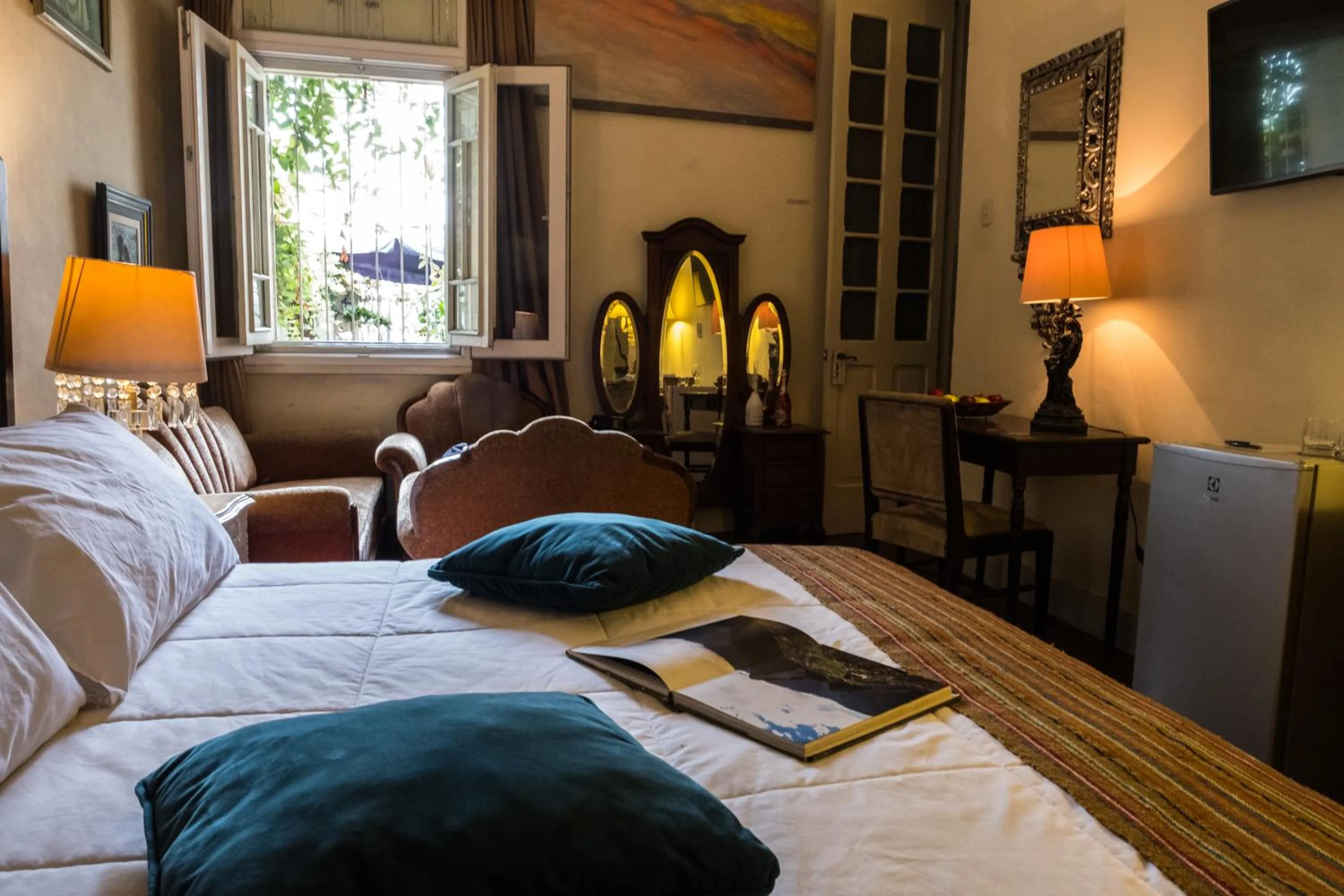 Photo of the whole room, Bed in Casa Falleri Boutique Hotel