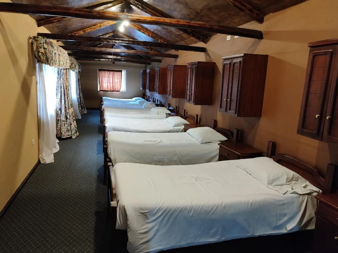 Hosteria Rumipamba De Las Rosas