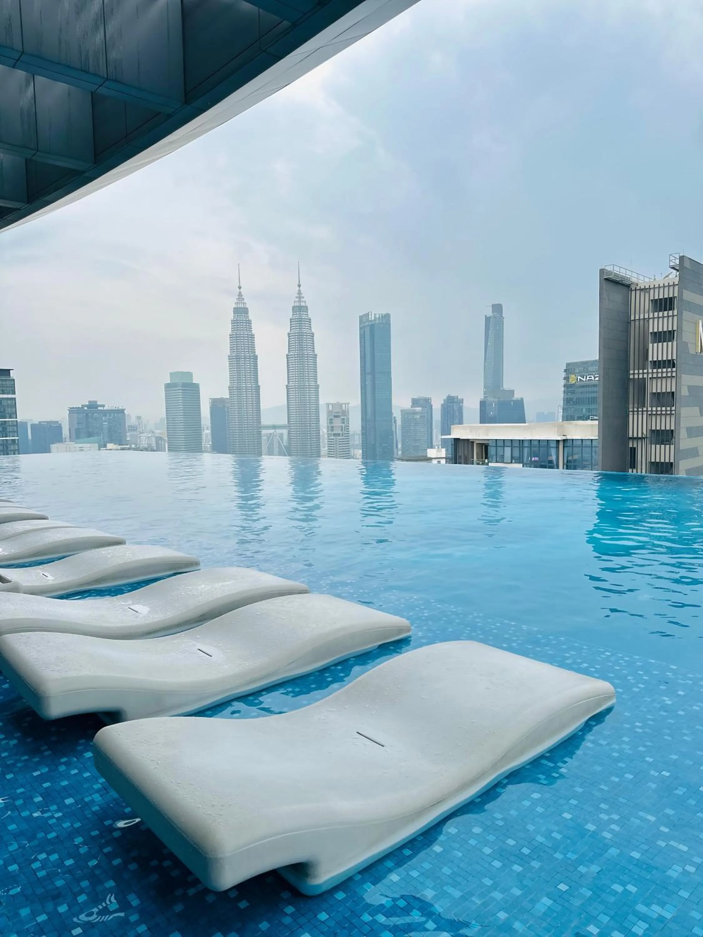 Pool view in Eaton Residences By Luna