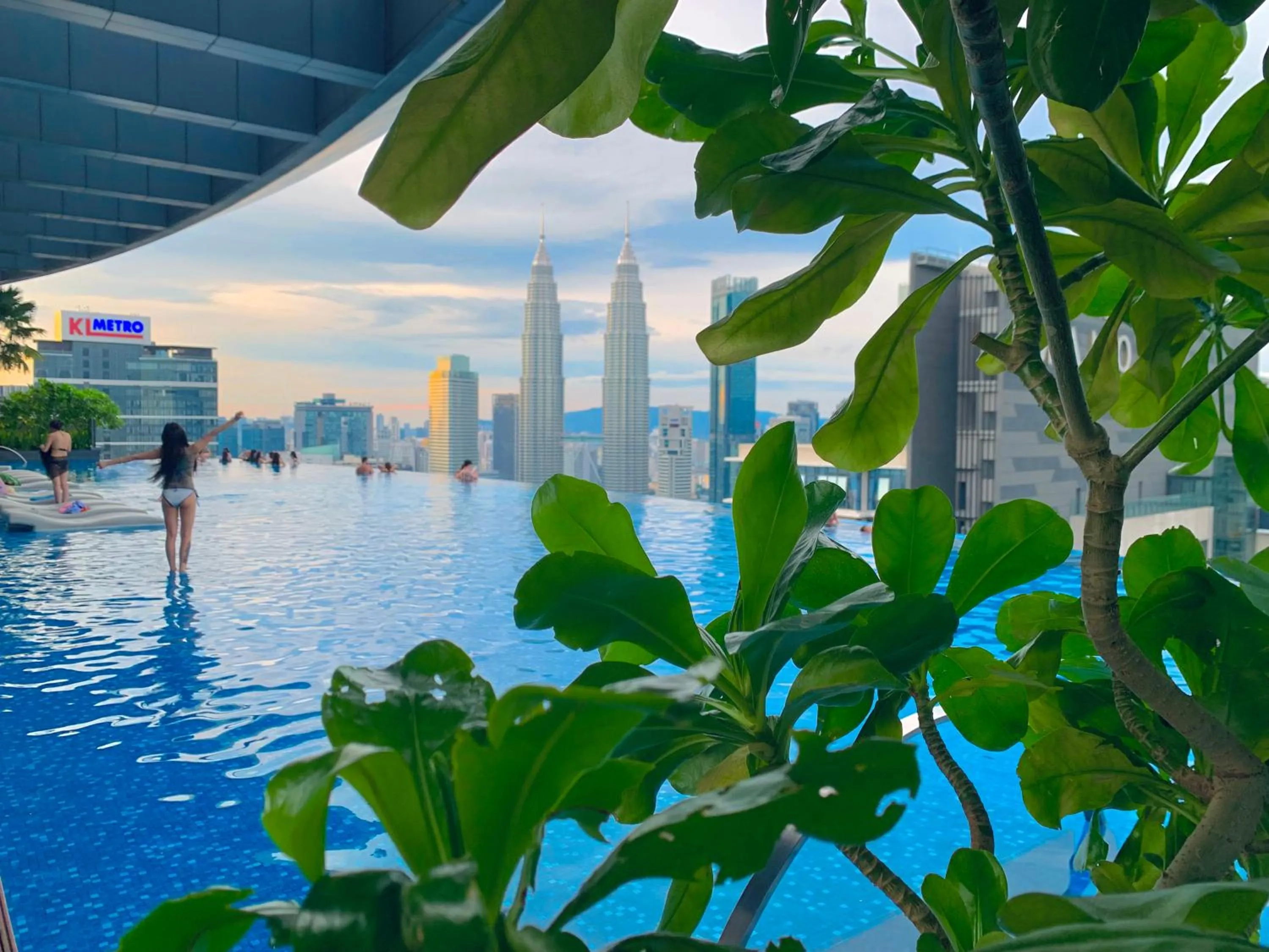 City view in Eaton Residences By Luna