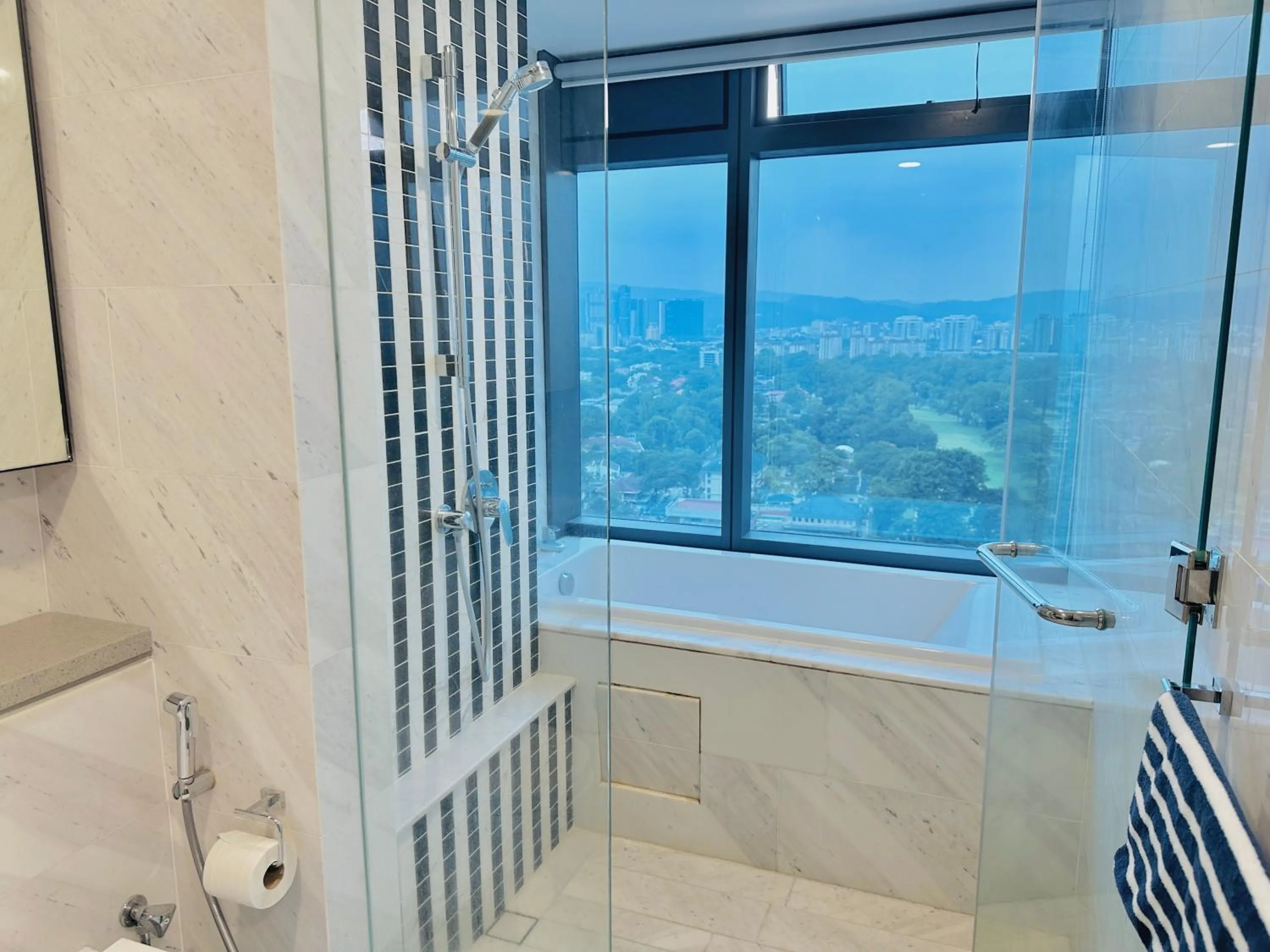 Shower in Eaton Residences By Luna