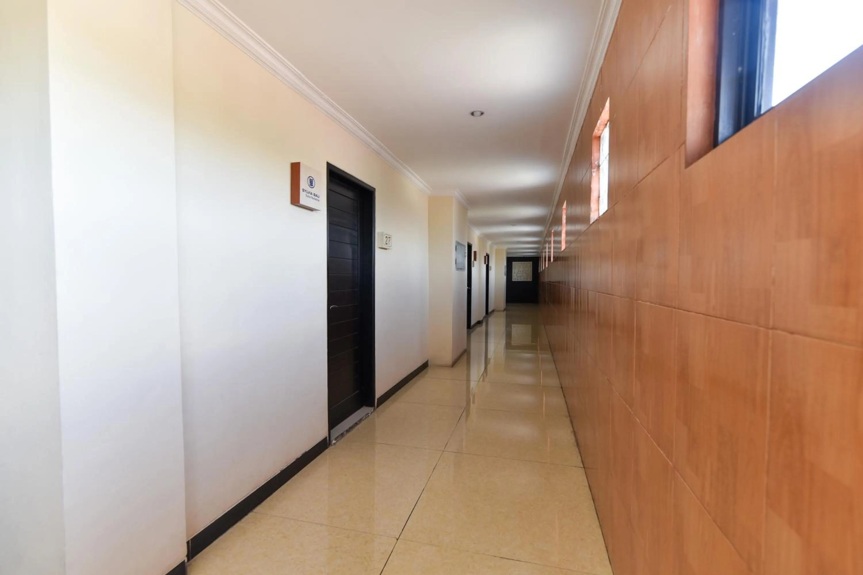 Area and facilities in RedDoorz Plus near Mall Bali Galeria 2