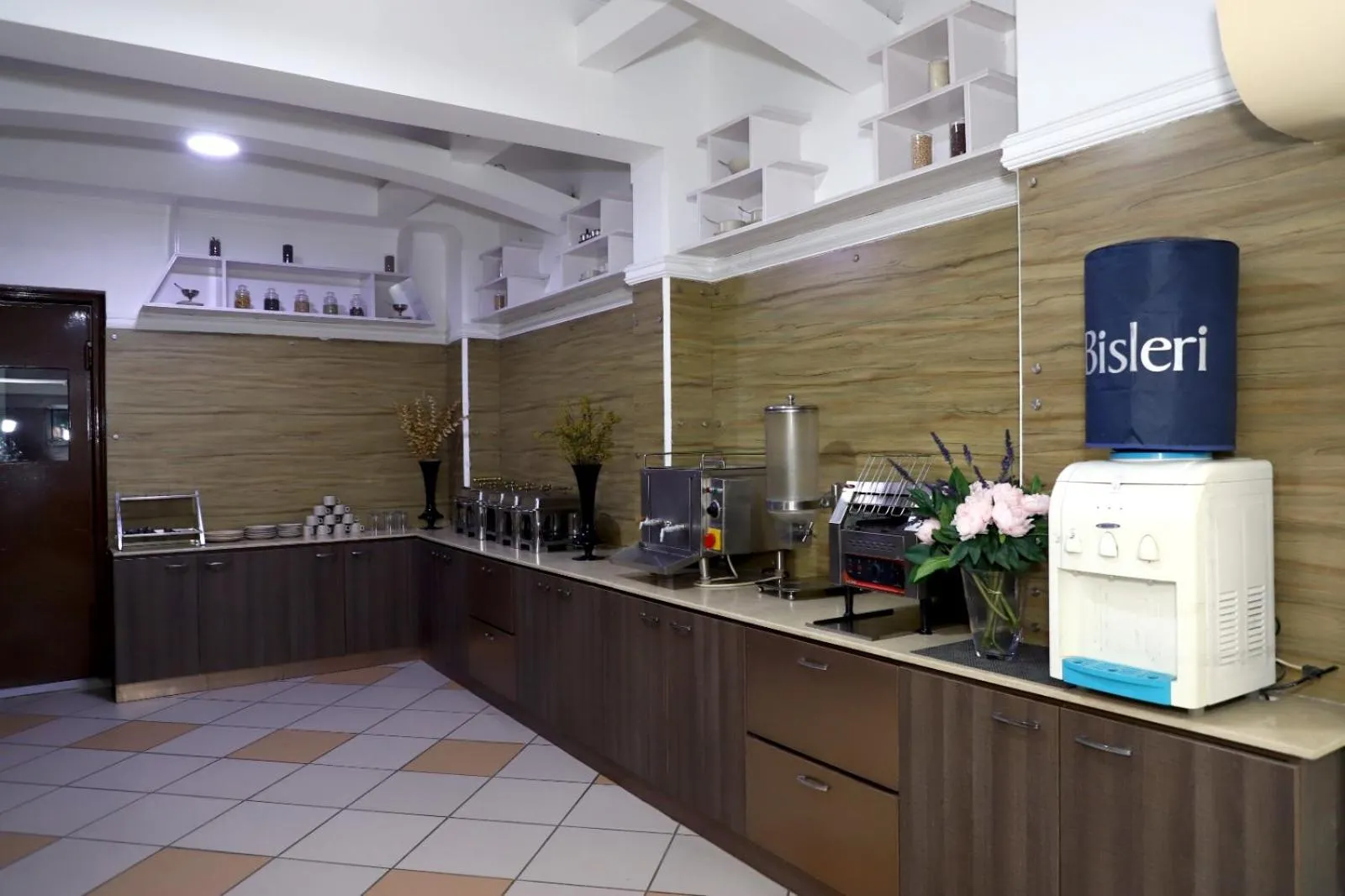 Breakfast in Airport Hotel