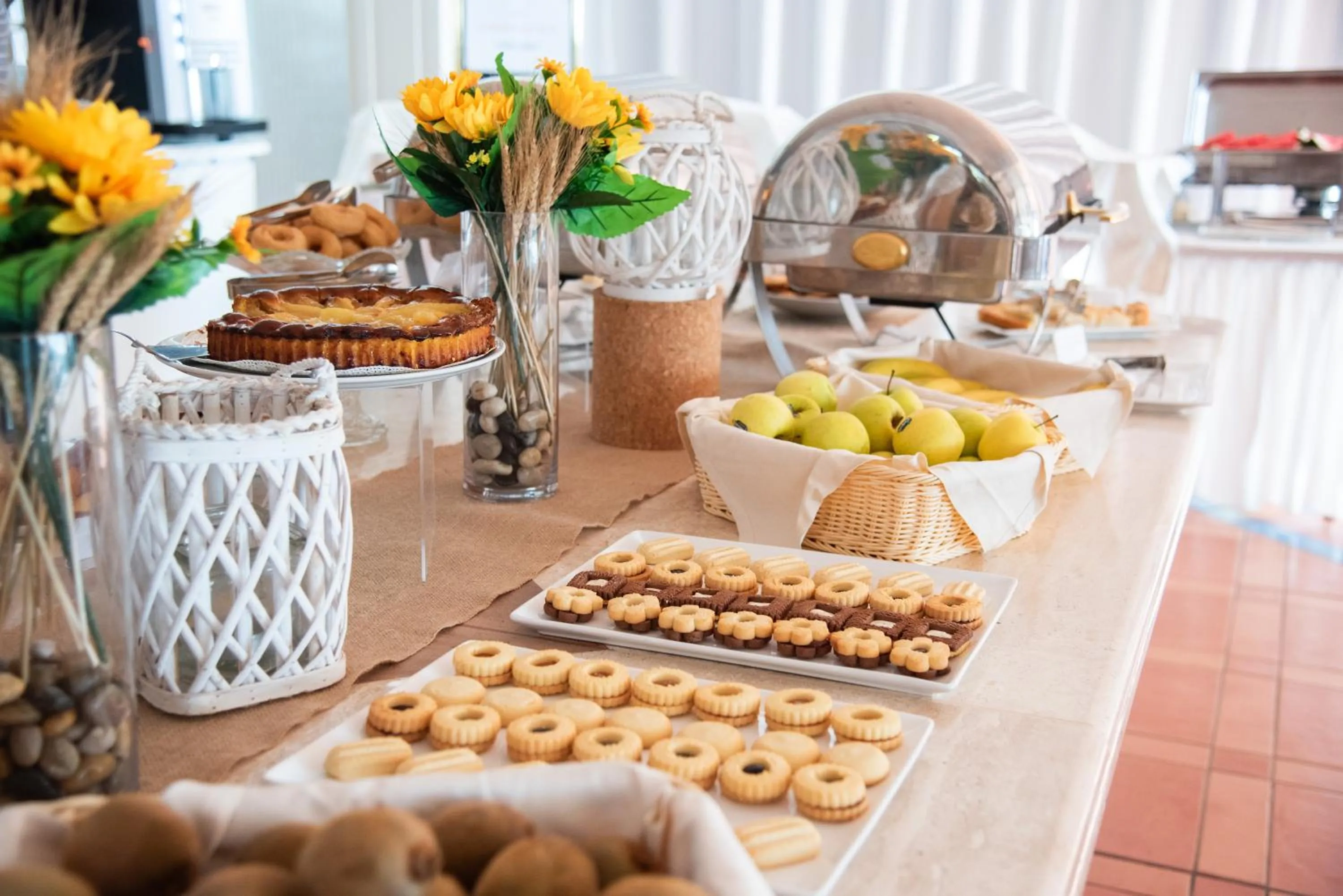 Breakfast in Hotel Santa Gilla