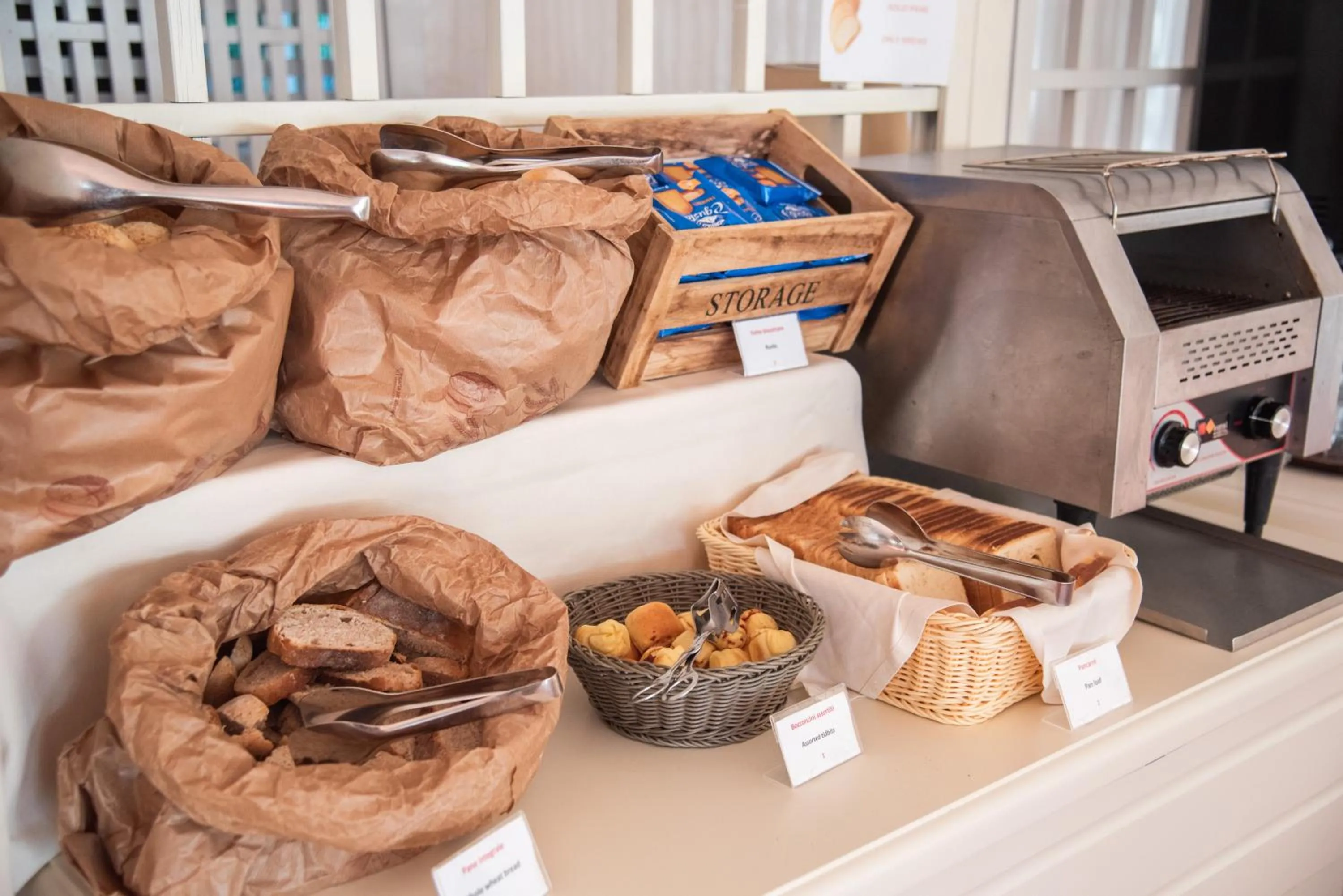 Breakfast in Hotel Santa Gilla