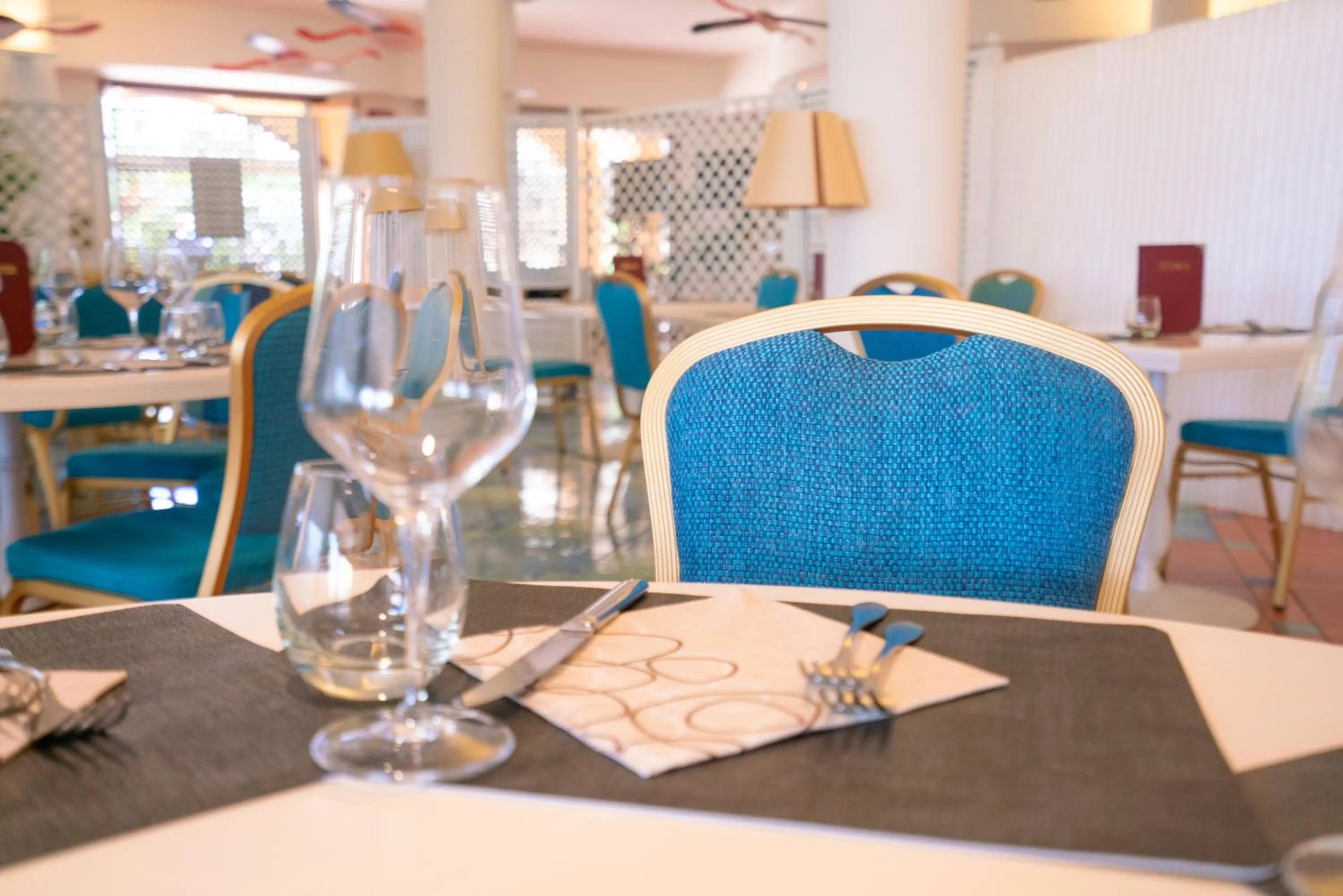 Restaurant/places to eat in Hotel Santa Gilla