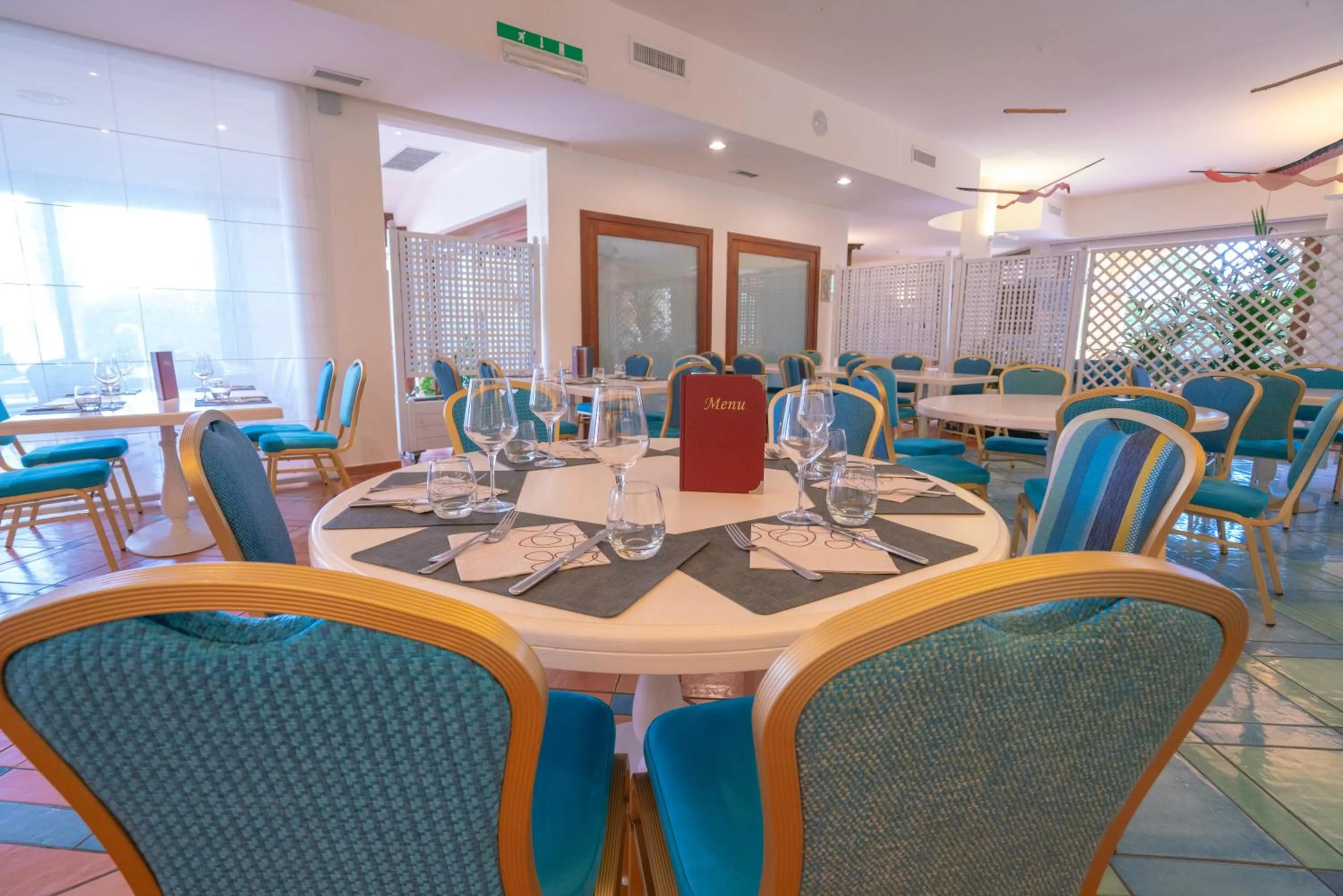 Restaurant/places to eat in Hotel Santa Gilla