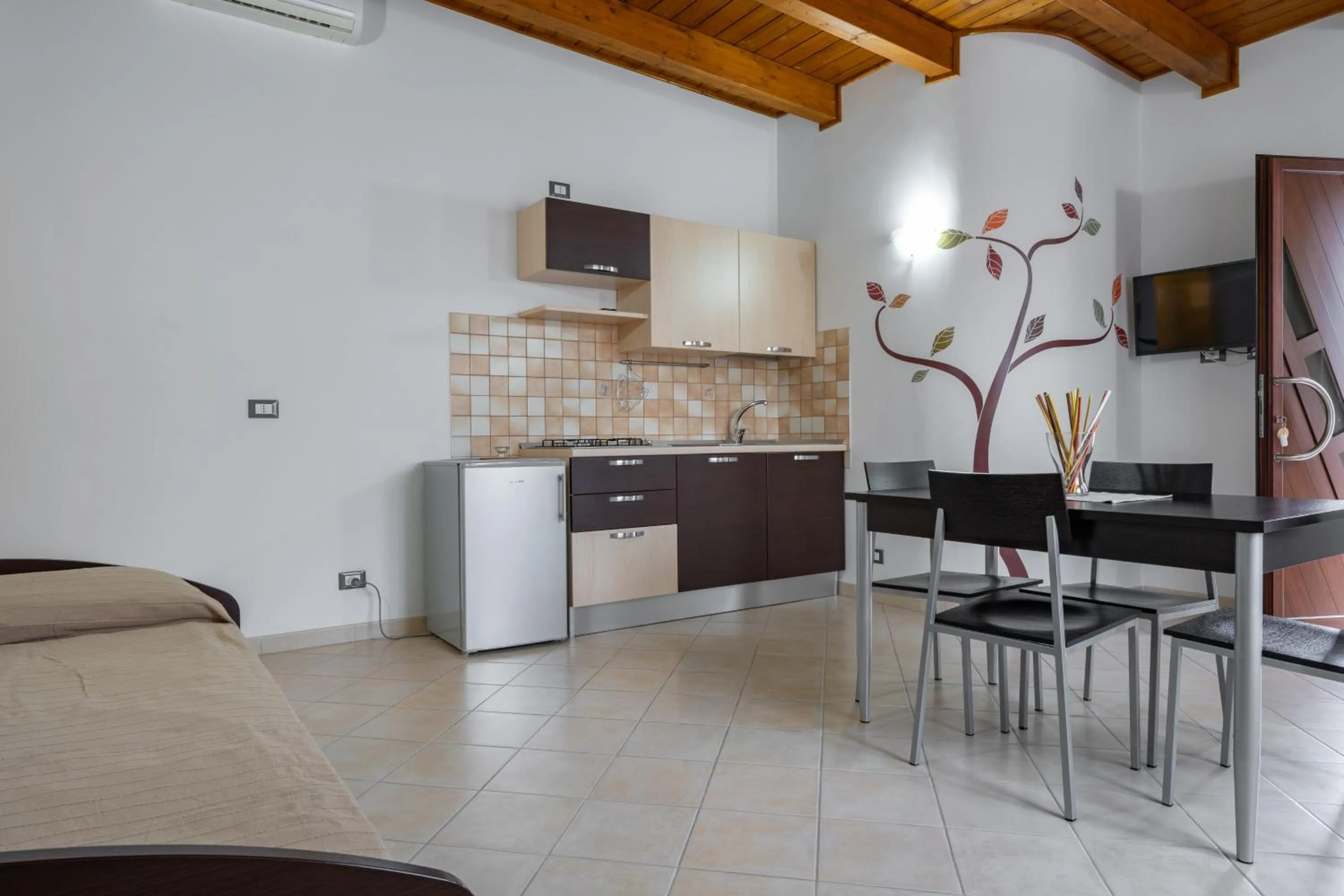 Kitchen or kitchenette in Villa La Vigna