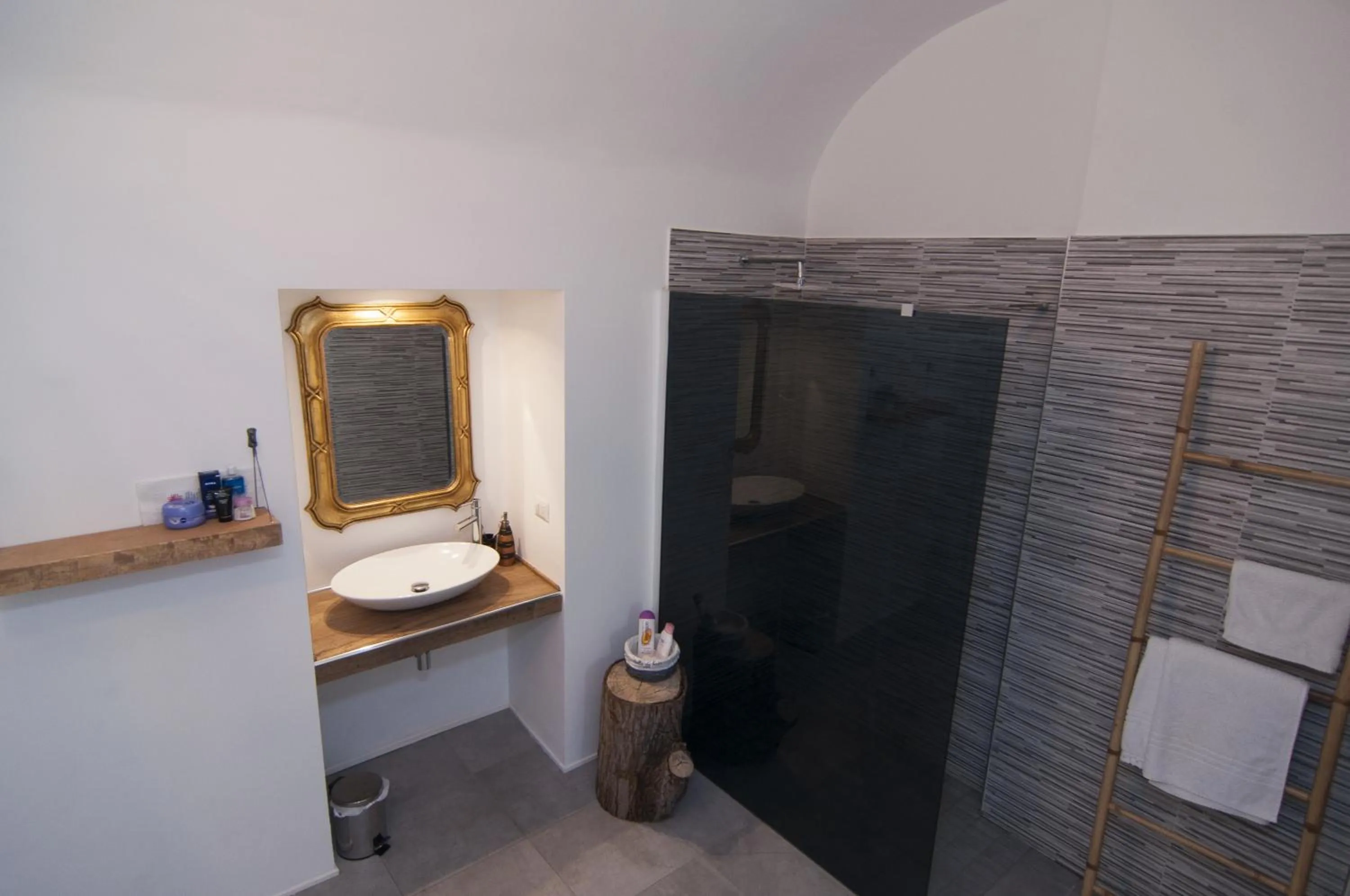 Bathroom in B&B Torino Très Chic