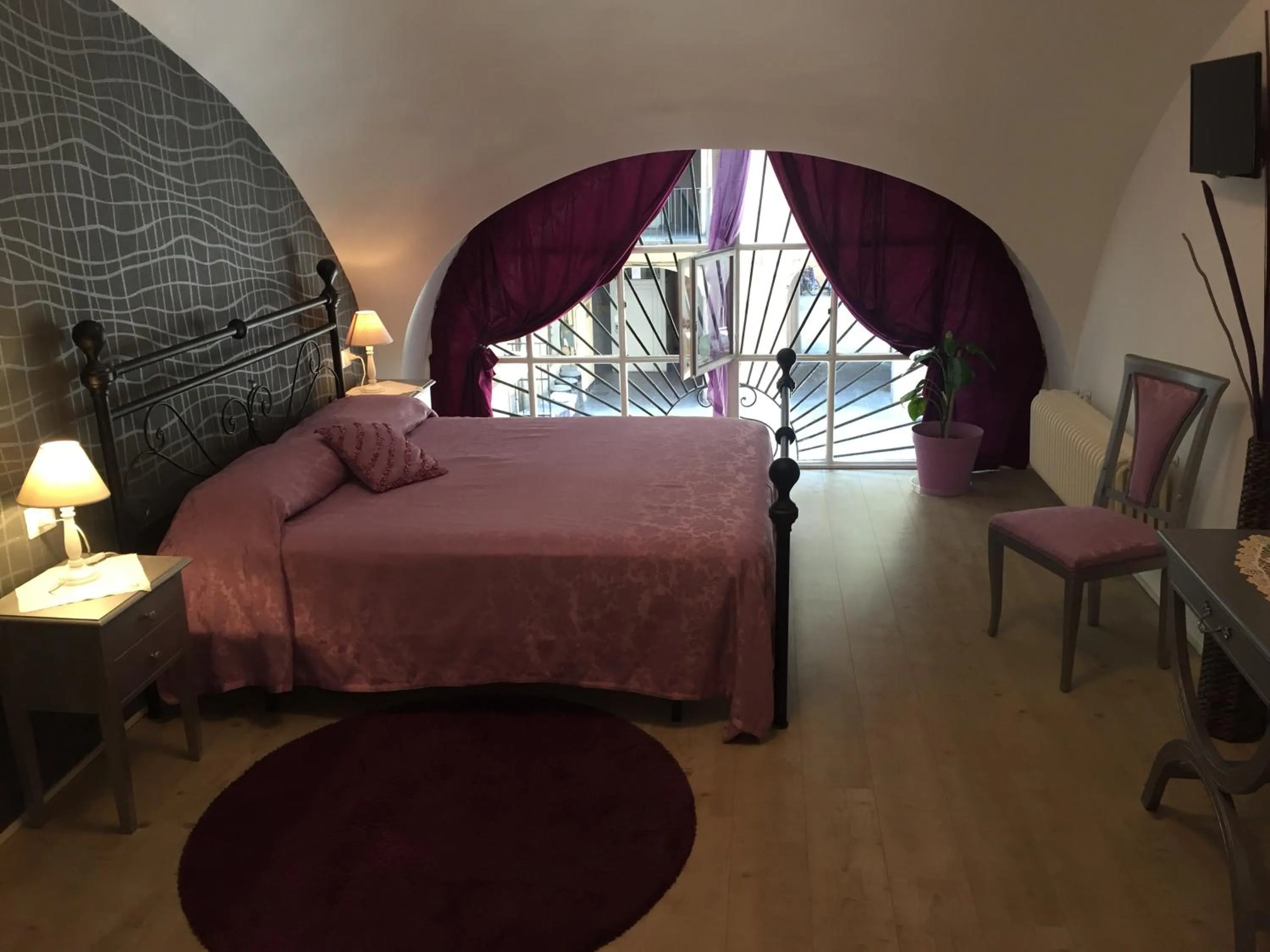 Bed in B&B Torino Très Chic