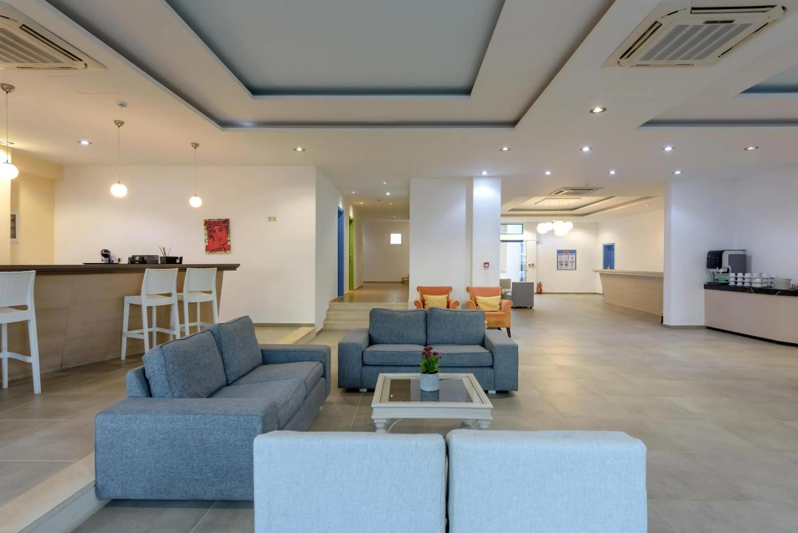 Lobby or reception in Zeus Hotels Palm Beach