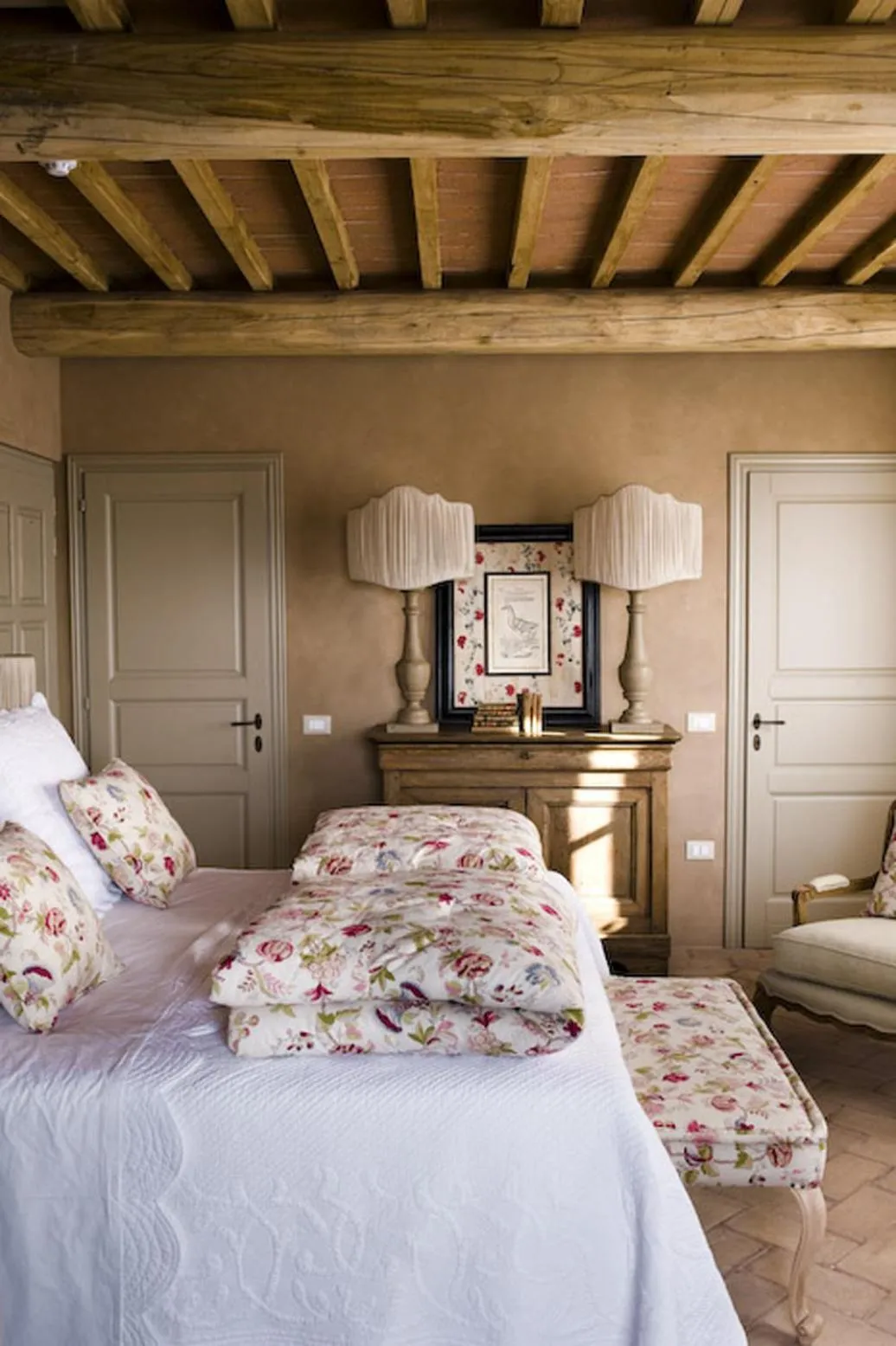 Photo of the whole room, Bed in Relais Sant'Elena