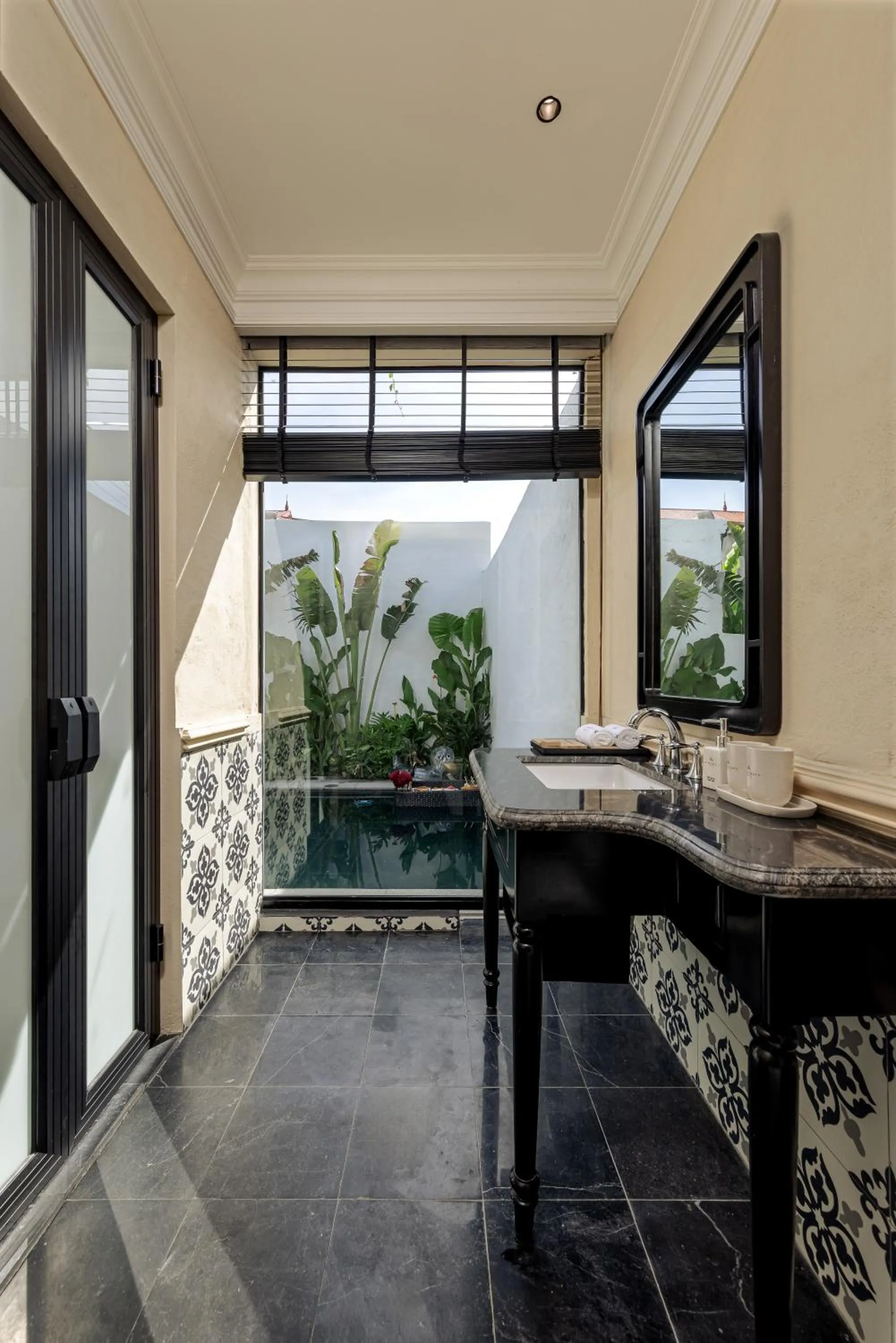 Pool view in AN Retreats Ninh Binh