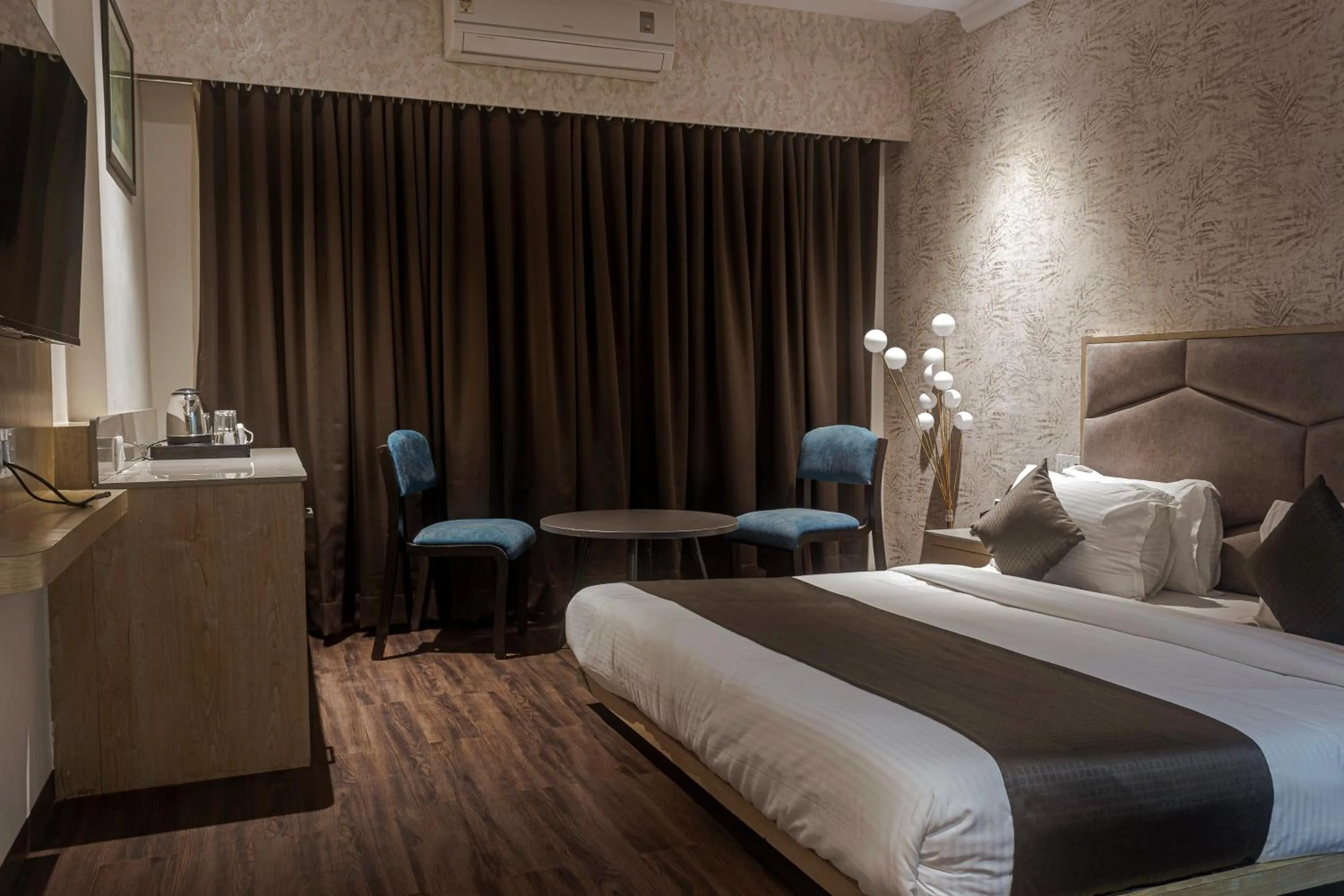 Bed in HOTEL KB's Grand