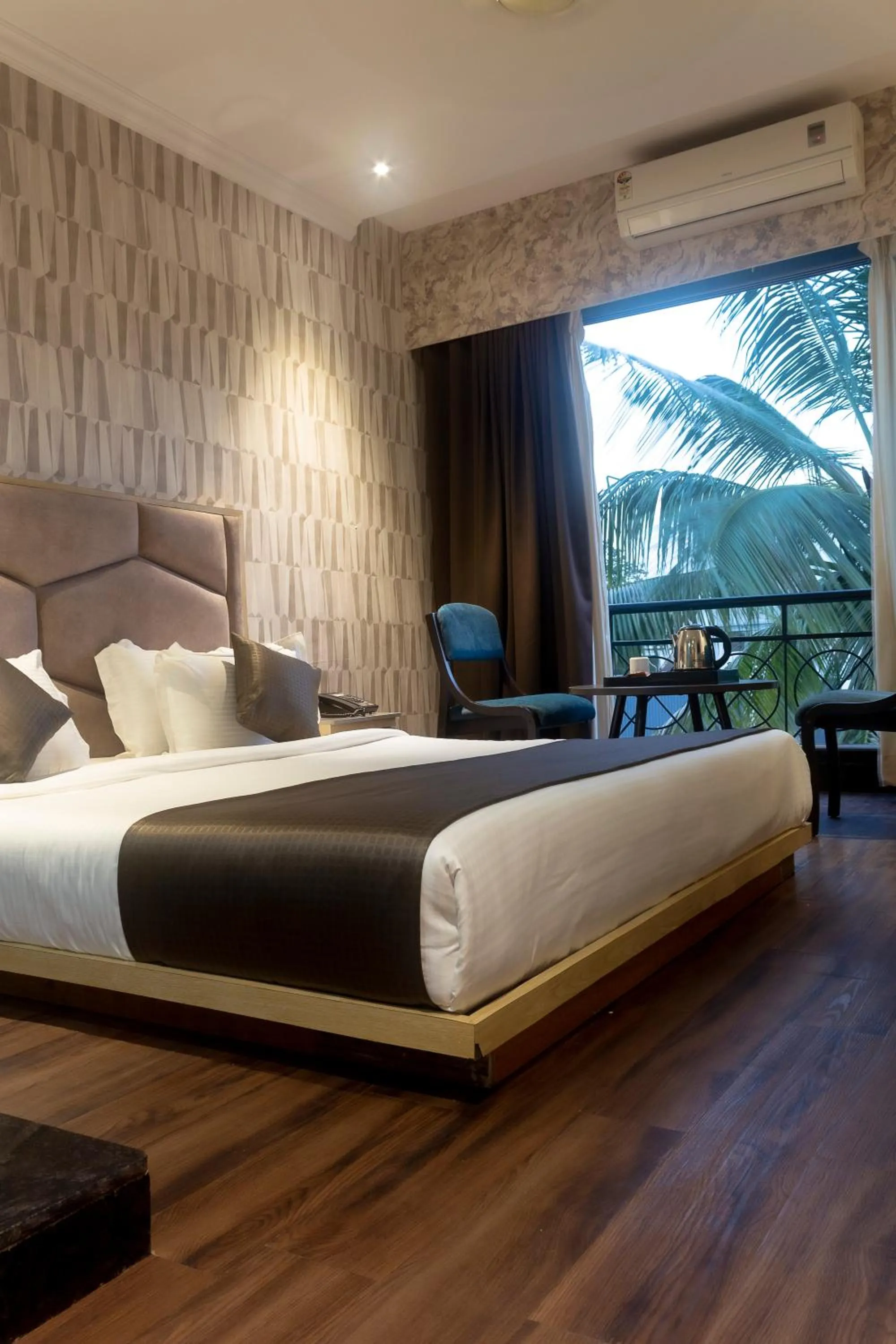 TV and multimedia, Bed in HOTEL KB's Grand