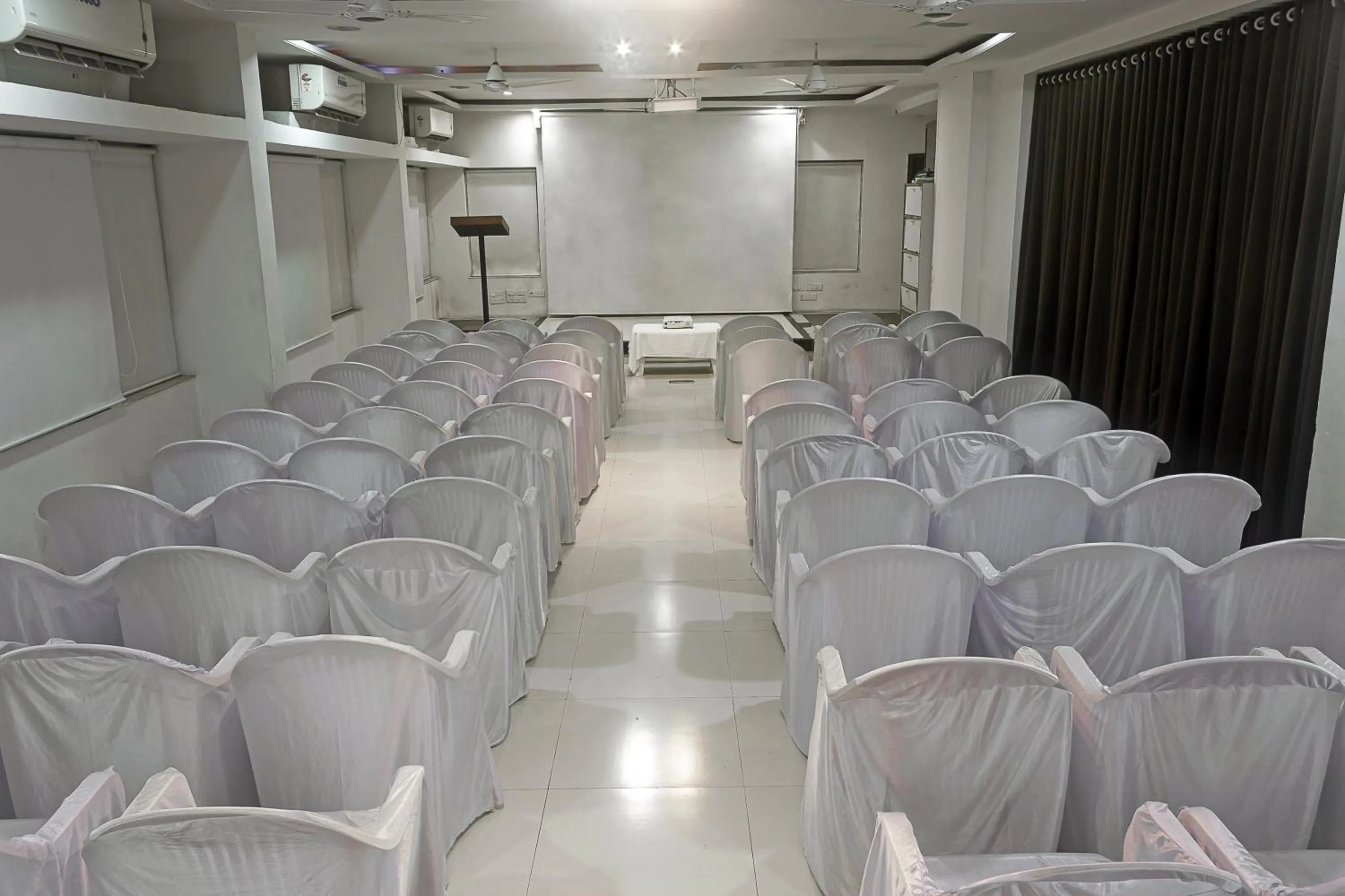 Meeting/conference room in HOTEL KB's Grand