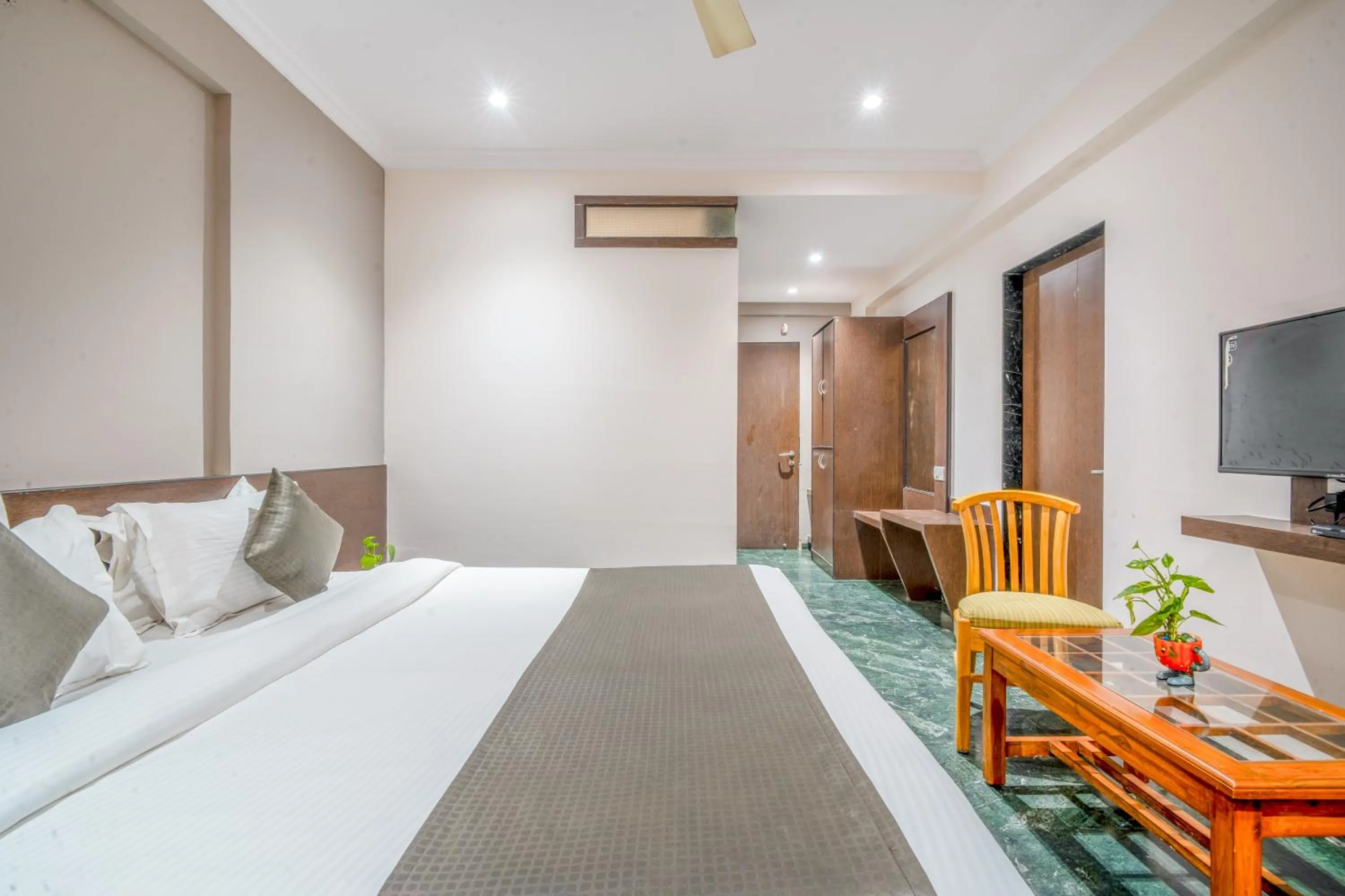 Bed in HOTEL KB's Grand