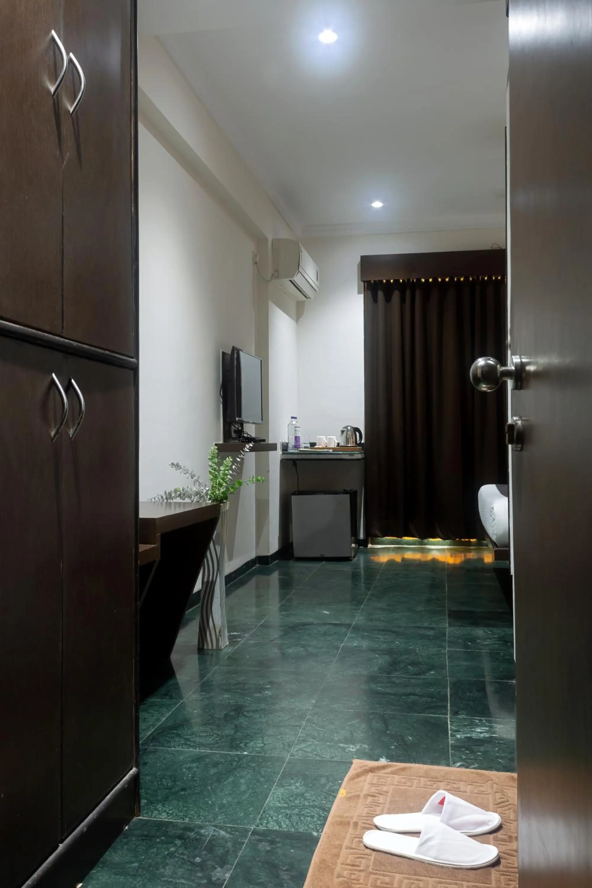 Bed in HOTEL KB's Grand