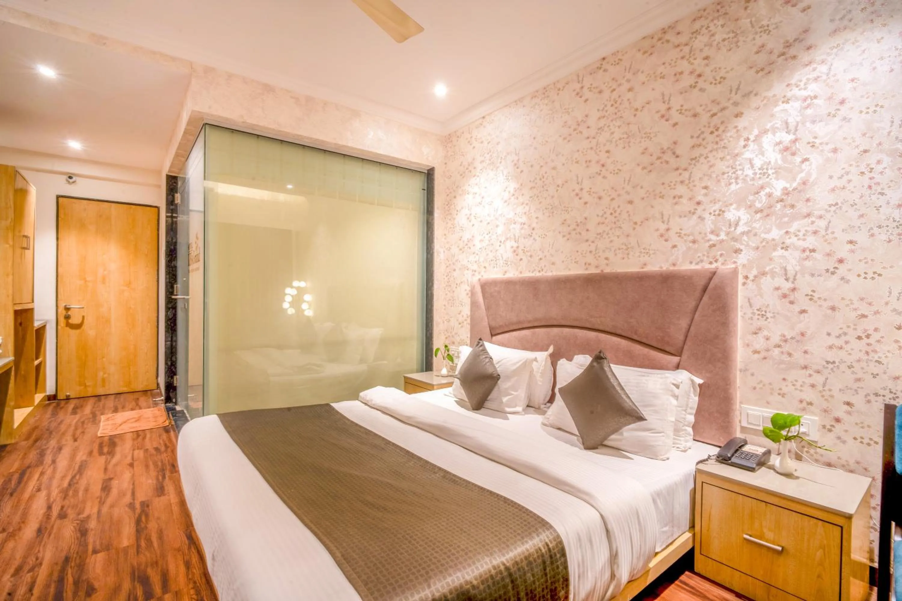 Bedroom, Bed in HOTEL KB's Grand