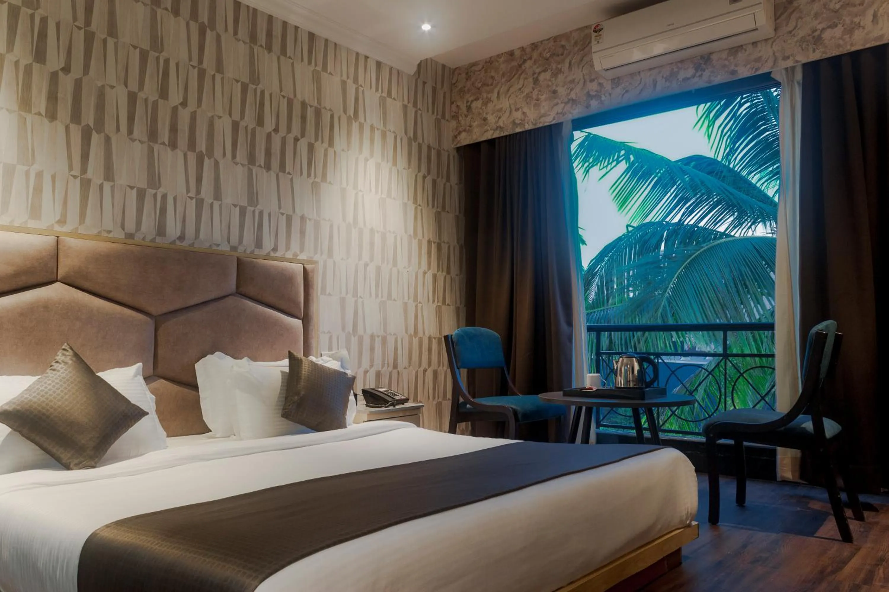 Bed in HOTEL KB's Grand