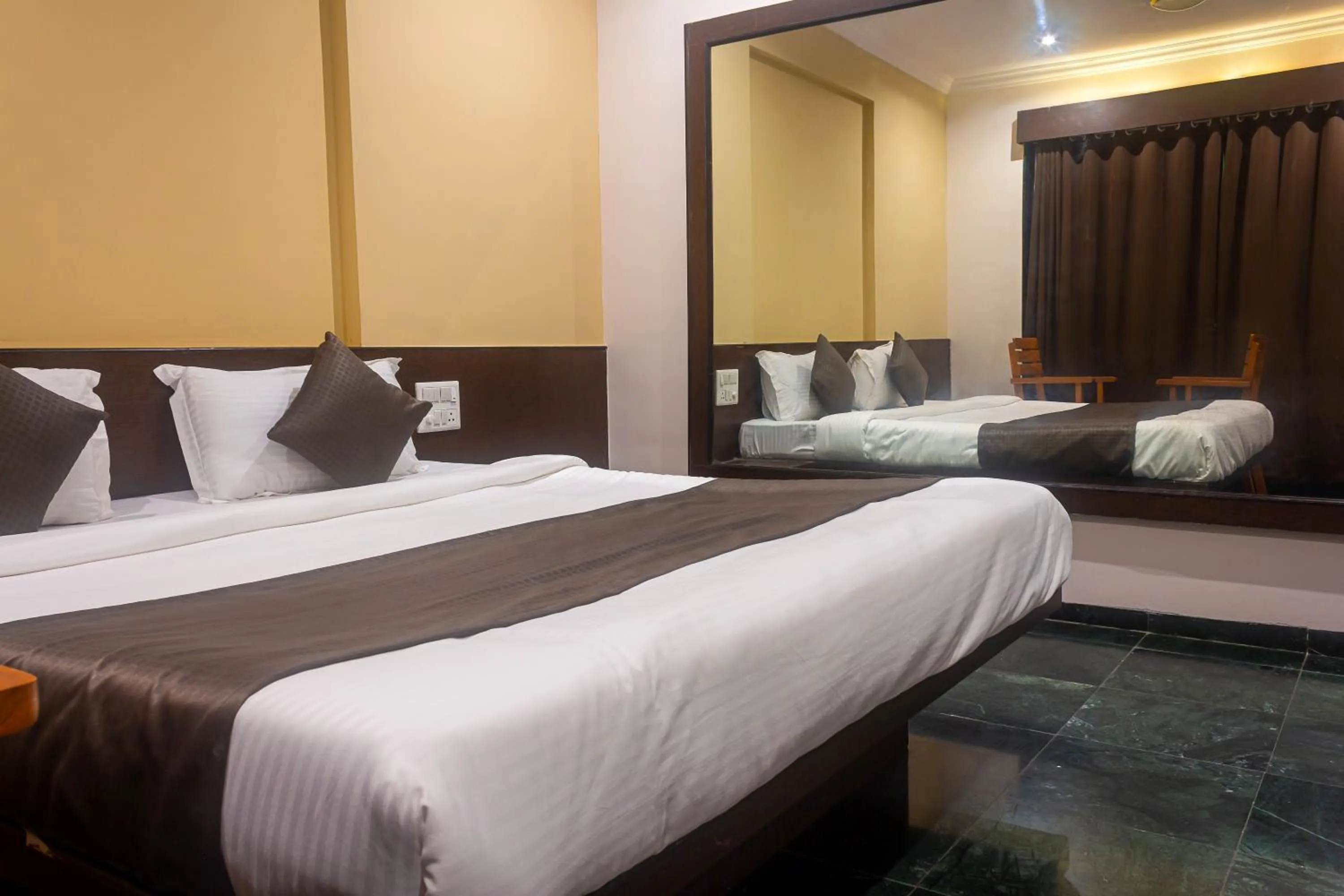 Bed in HOTEL KB's Grand