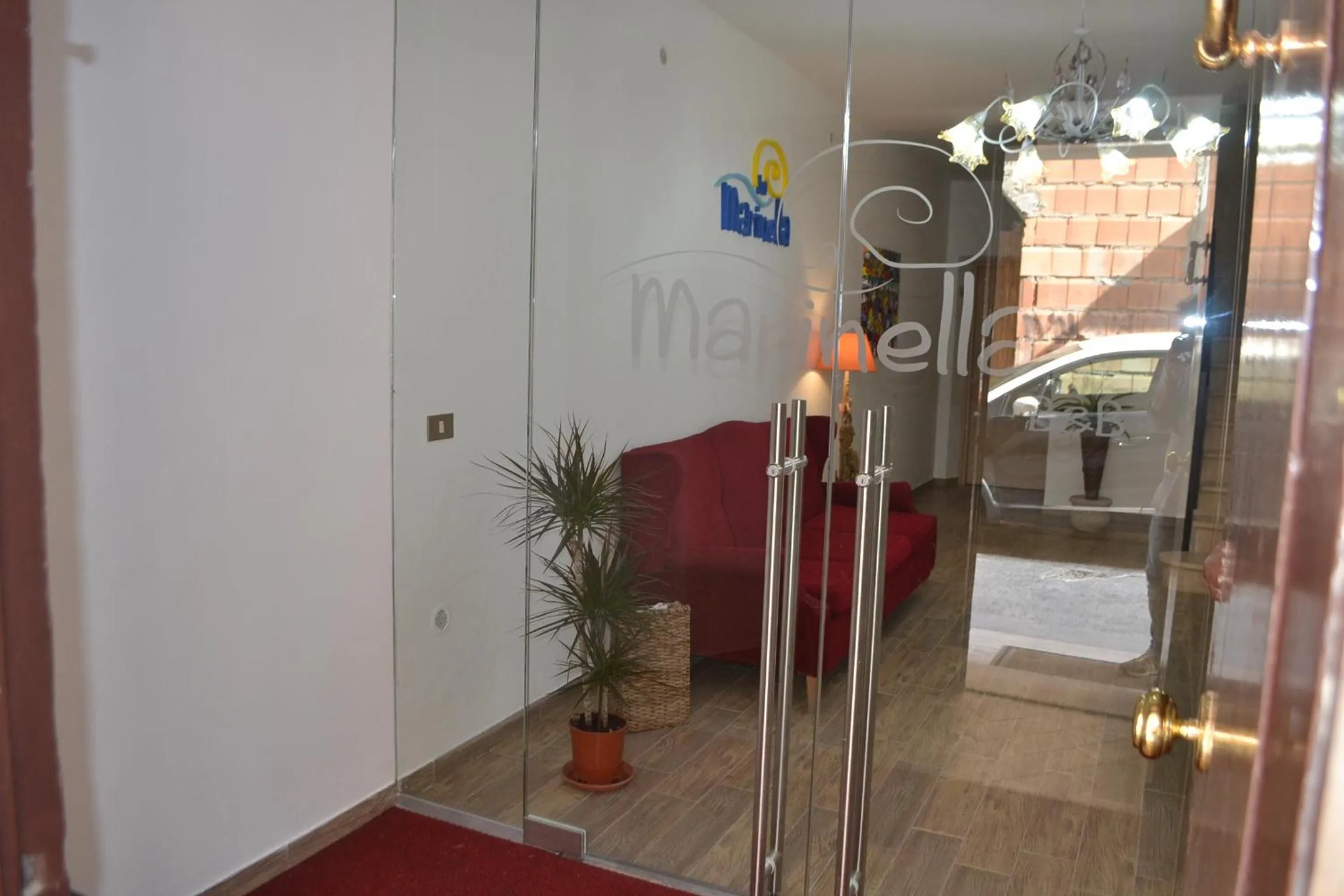 Facade/entrance in La Marinella