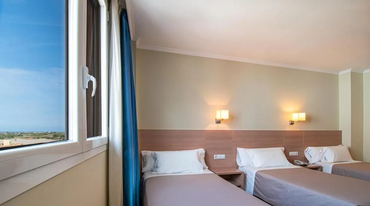 Bedroom, Bed in Hotel Alba