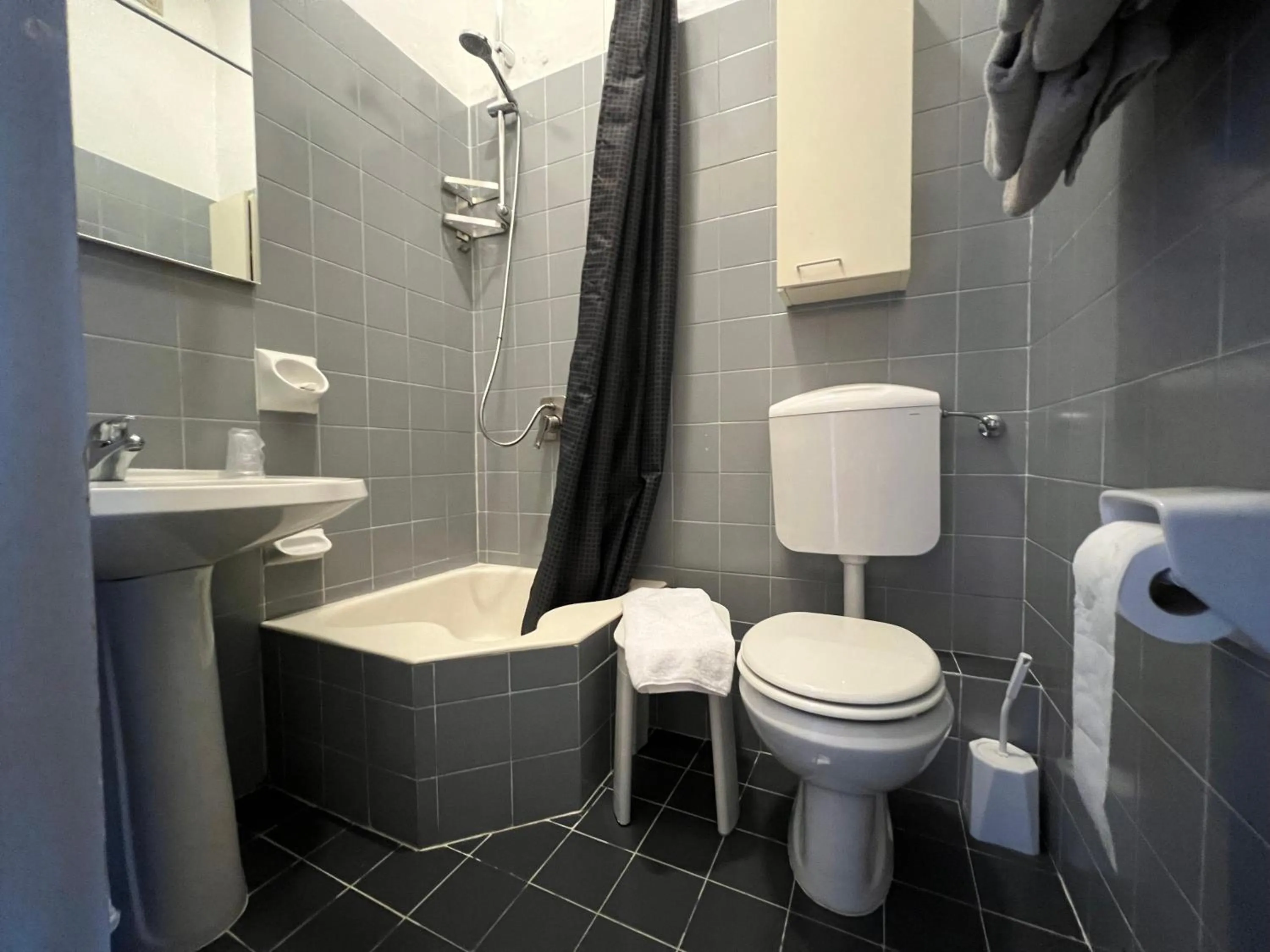 Bathroom in Hotel Villani