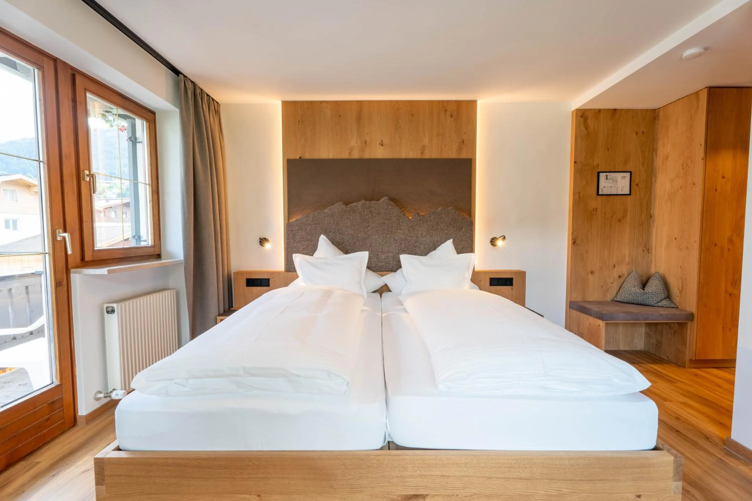 Photo of the whole room, Bed in Hotel Edelweiss