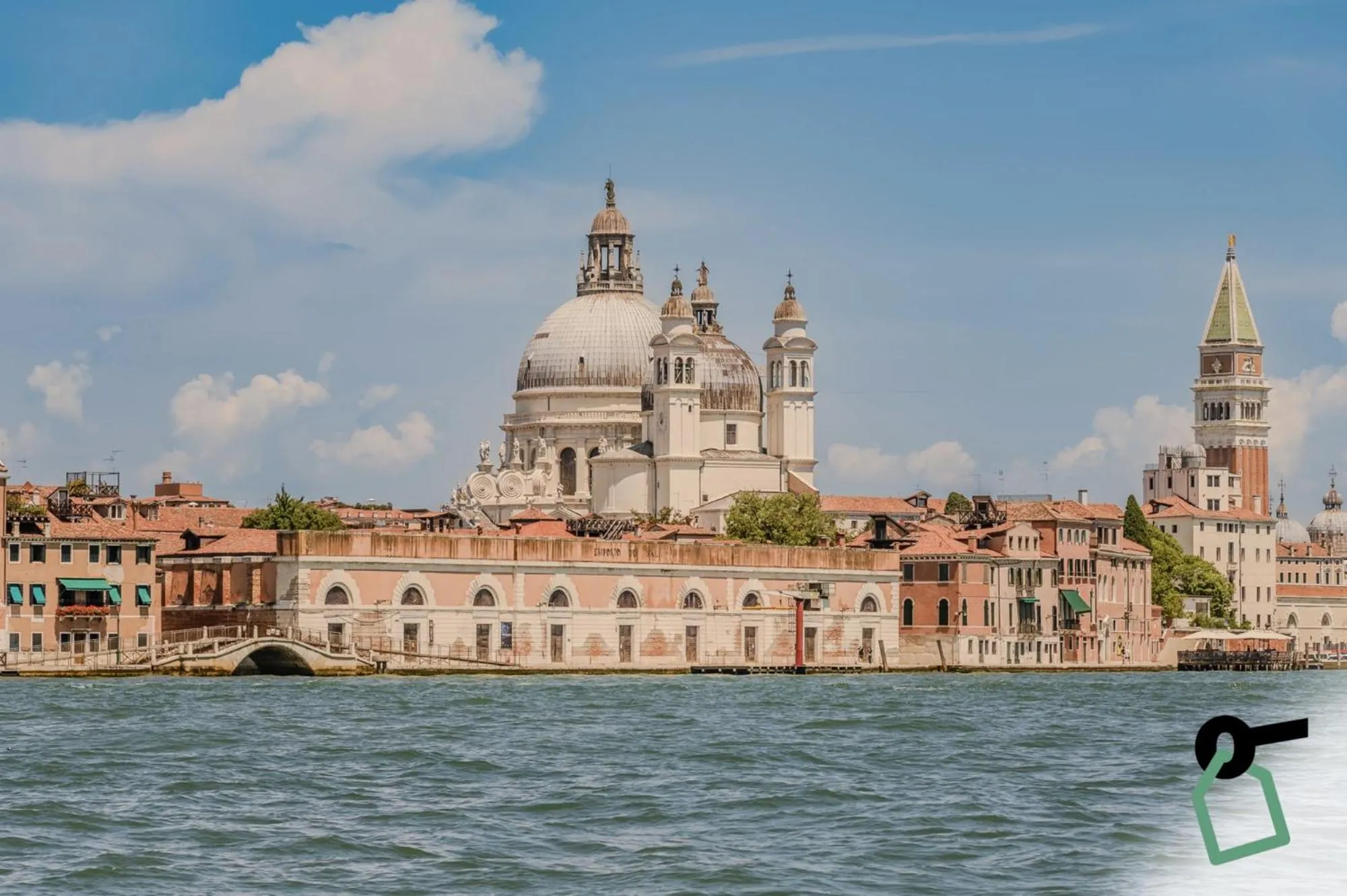 Nearby landmark in Hotiday Venezia Cape