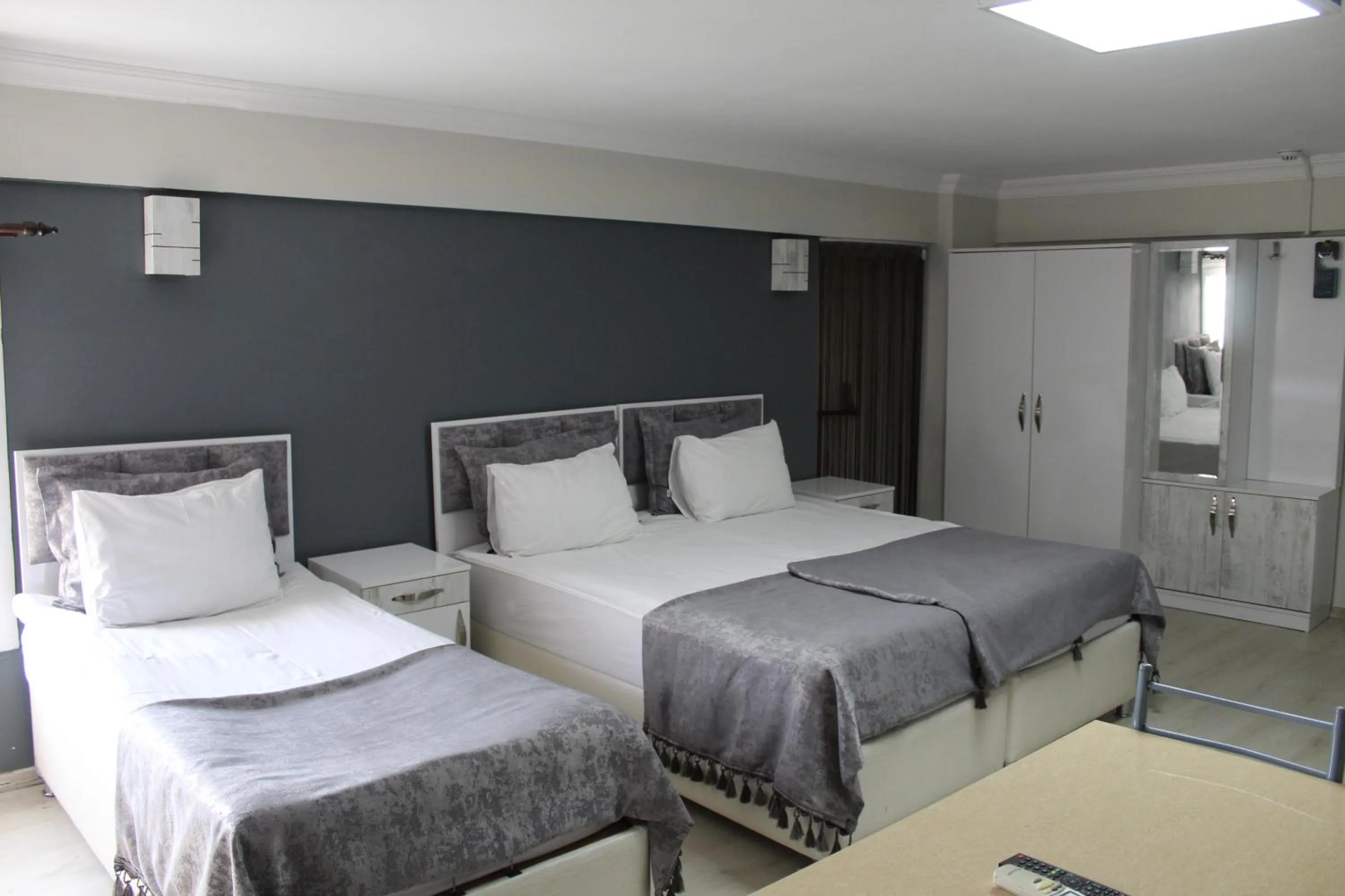 Photo of the whole room in Oban Suites Istanbul