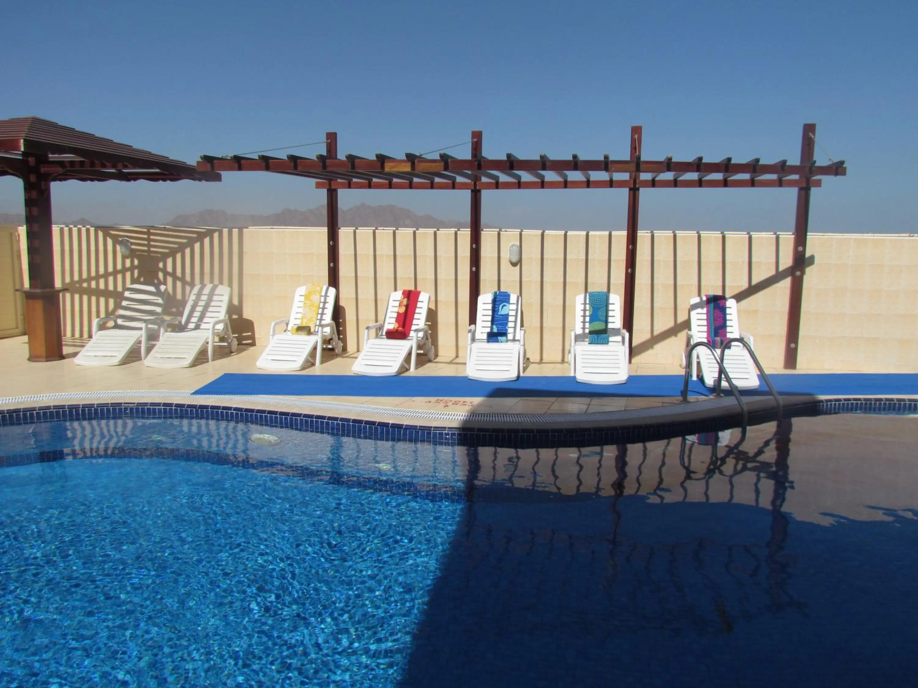 Swimming pool in Mirage Hotel Al Aqah