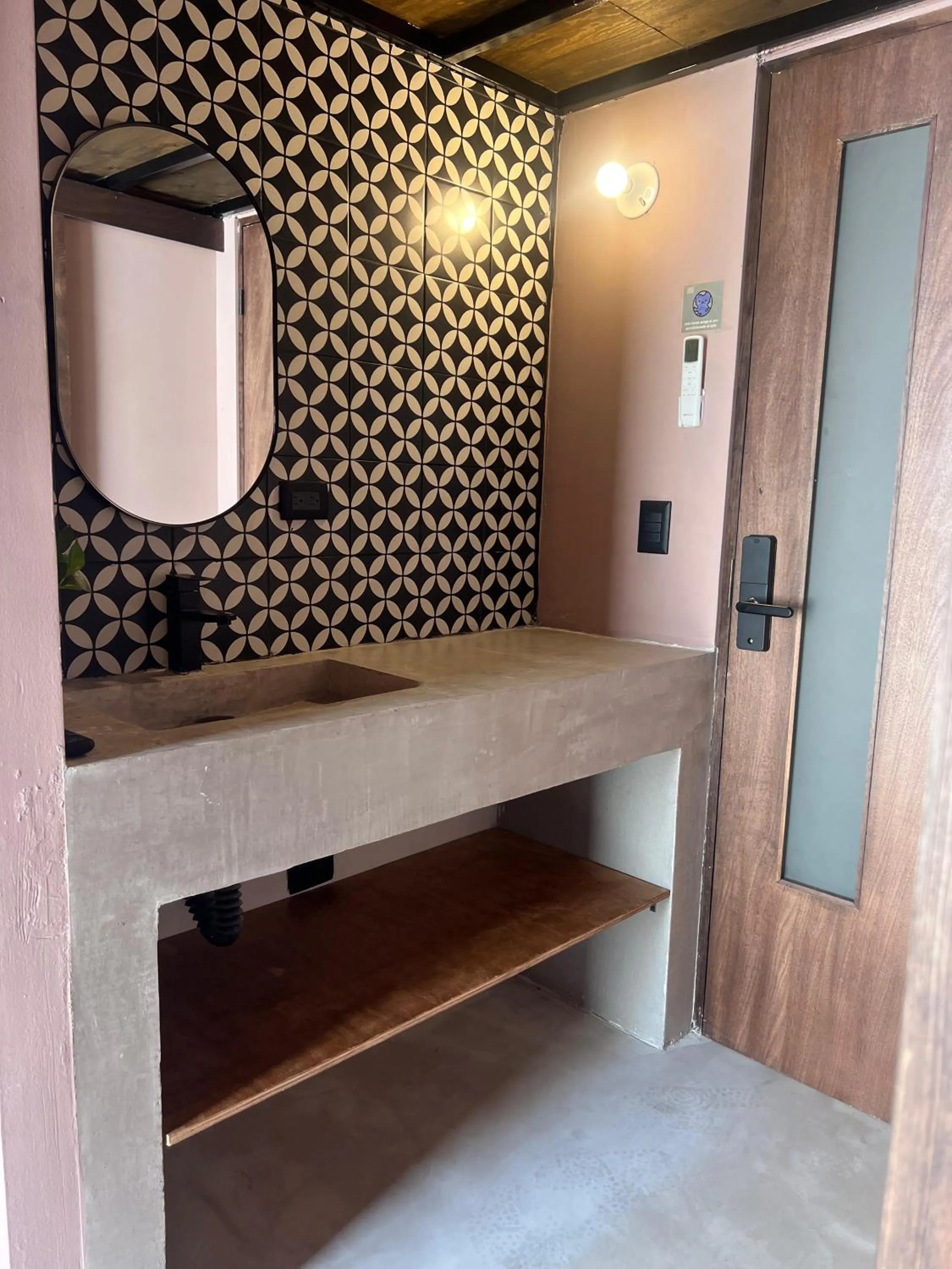 Economy Double Room in Adhoc Barrio Antiguo