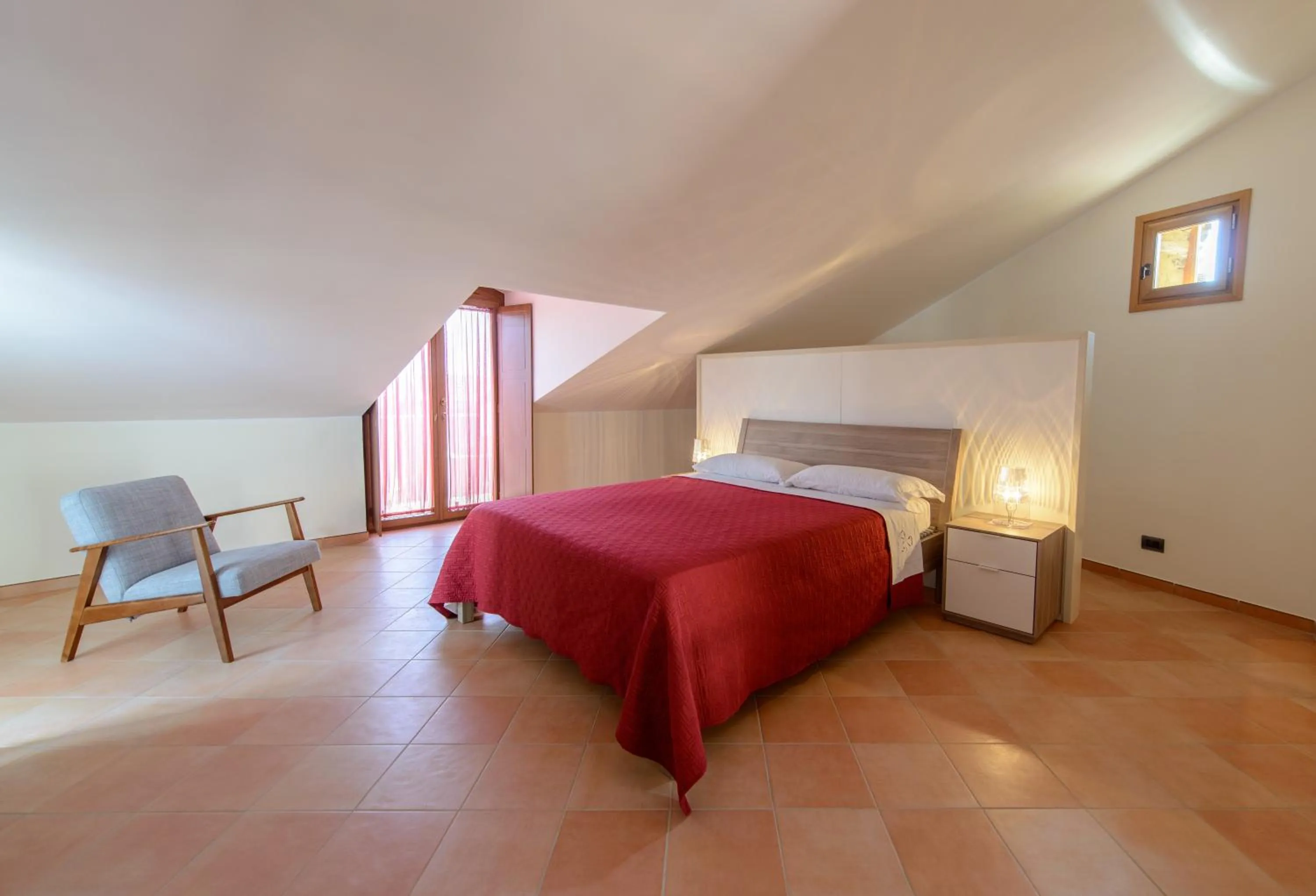 Bed in La Bifora b&b